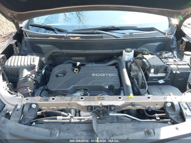 Photo 9 VIN: 2GNAXJEV0J6244466 - CHEVROLET EQUINOX 