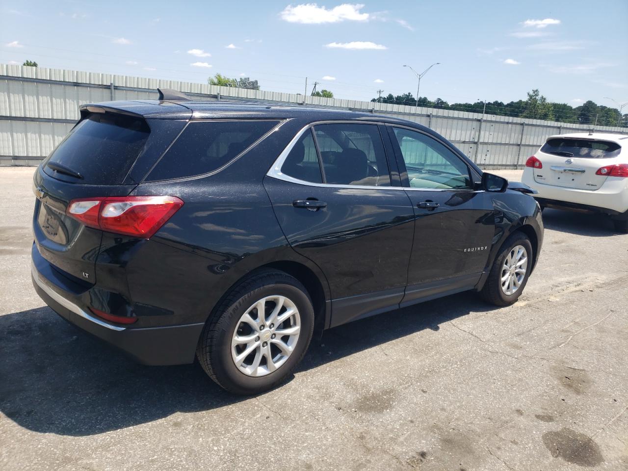 Photo 2 VIN: 2GNAXJEV0J6254348 - CHEVROLET EQUINOX 