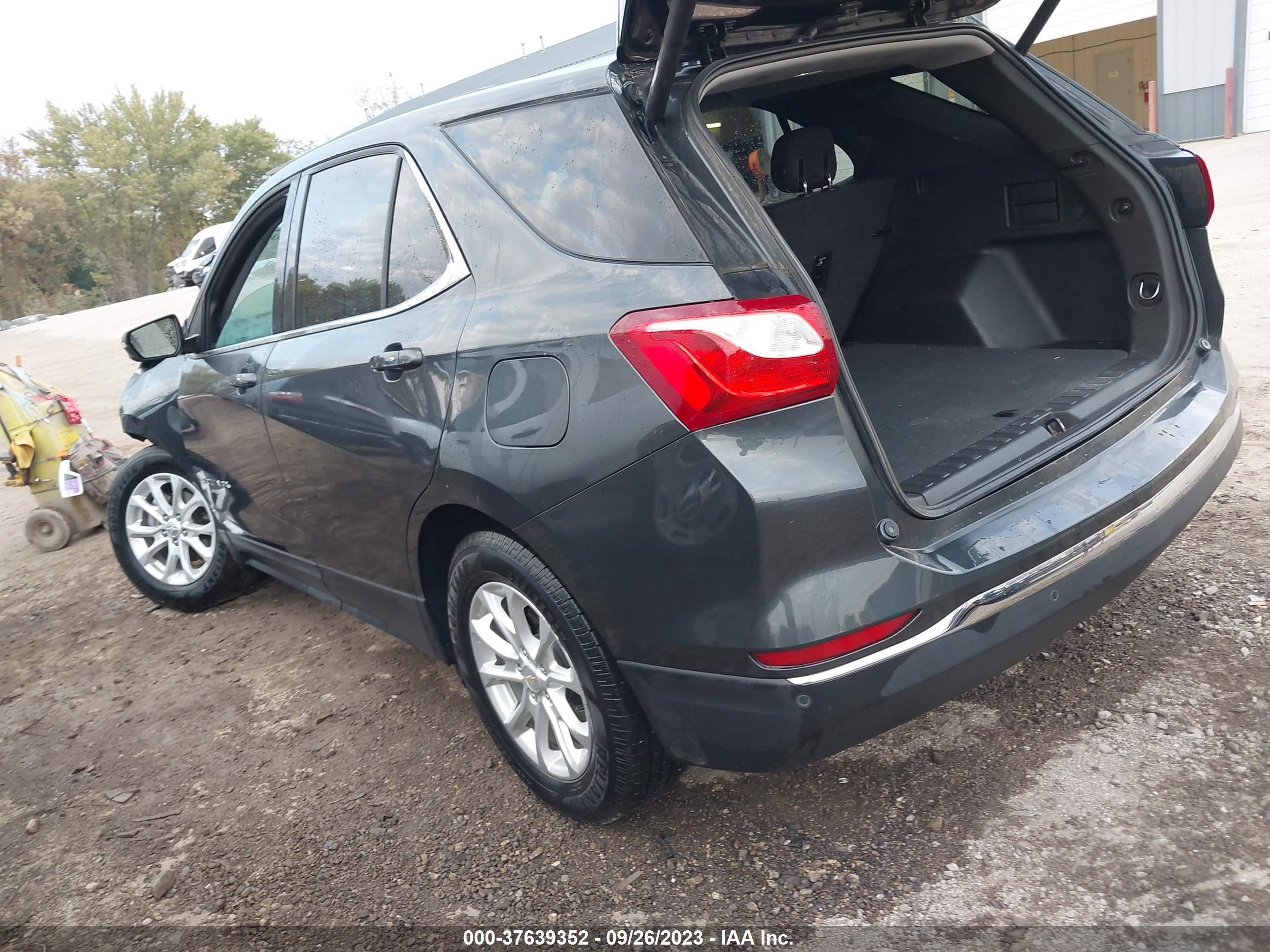 Photo 2 VIN: 2GNAXJEV0J6258707 - CHEVROLET EQUINOX 