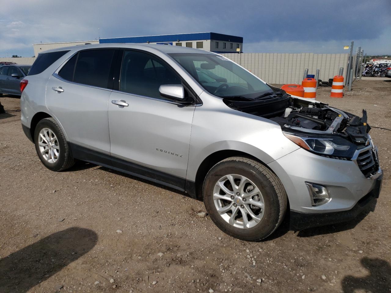 Photo 3 VIN: 2GNAXJEV0J6304343 - CHEVROLET EQUINOX 