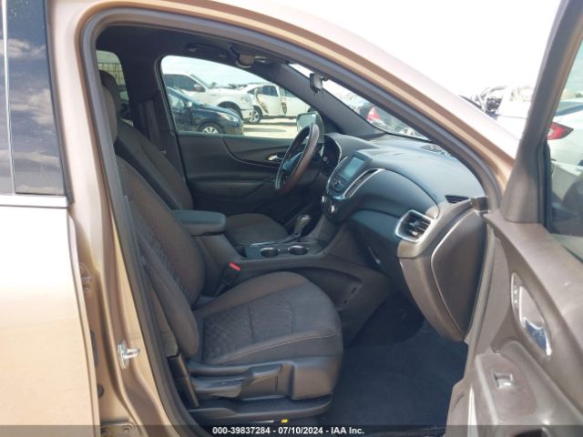 Photo 4 VIN: 2GNAXJEV1J6163055 - CHEVROLET EQUINOX 