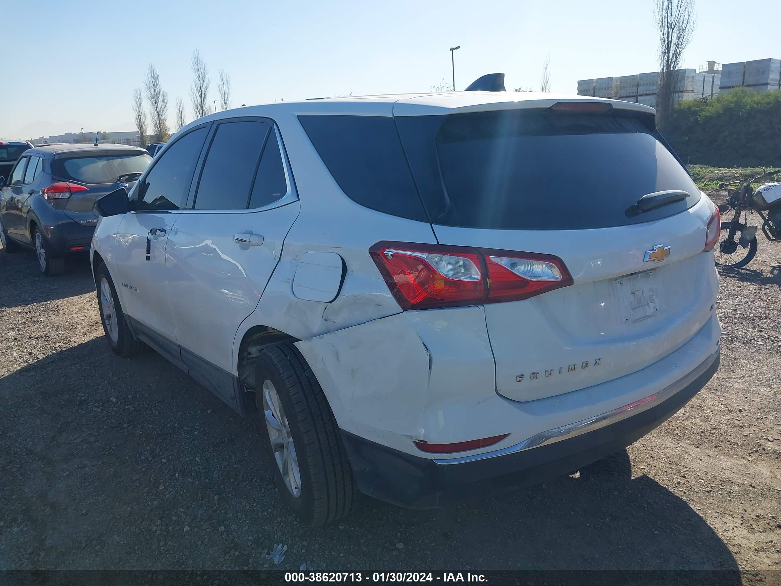 Photo 2 VIN: 2GNAXJEV1J6329865 - CHEVROLET EQUINOX 