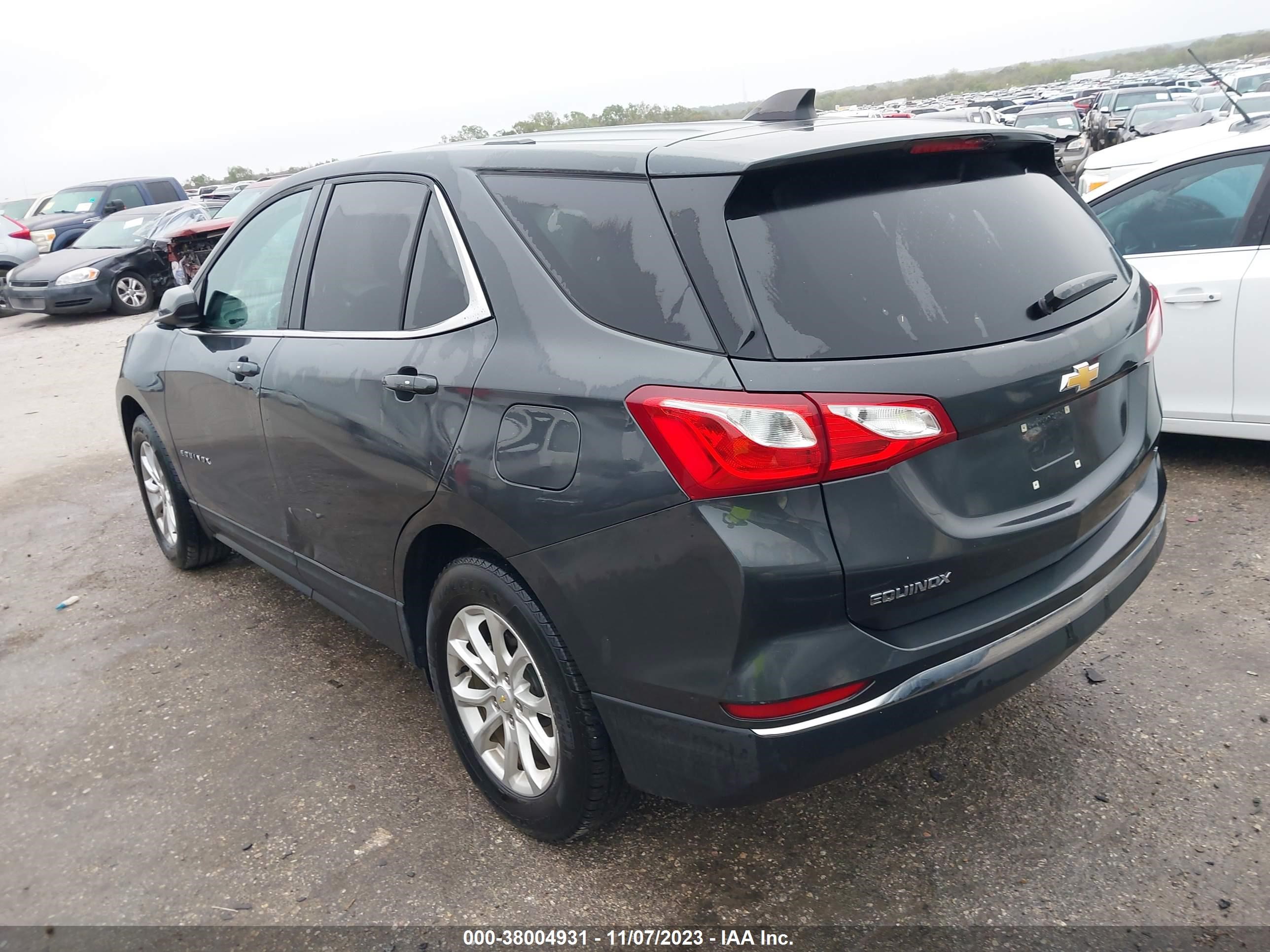 Photo 2 VIN: 2GNAXJEV2J6194332 - CHEVROLET EQUINOX 