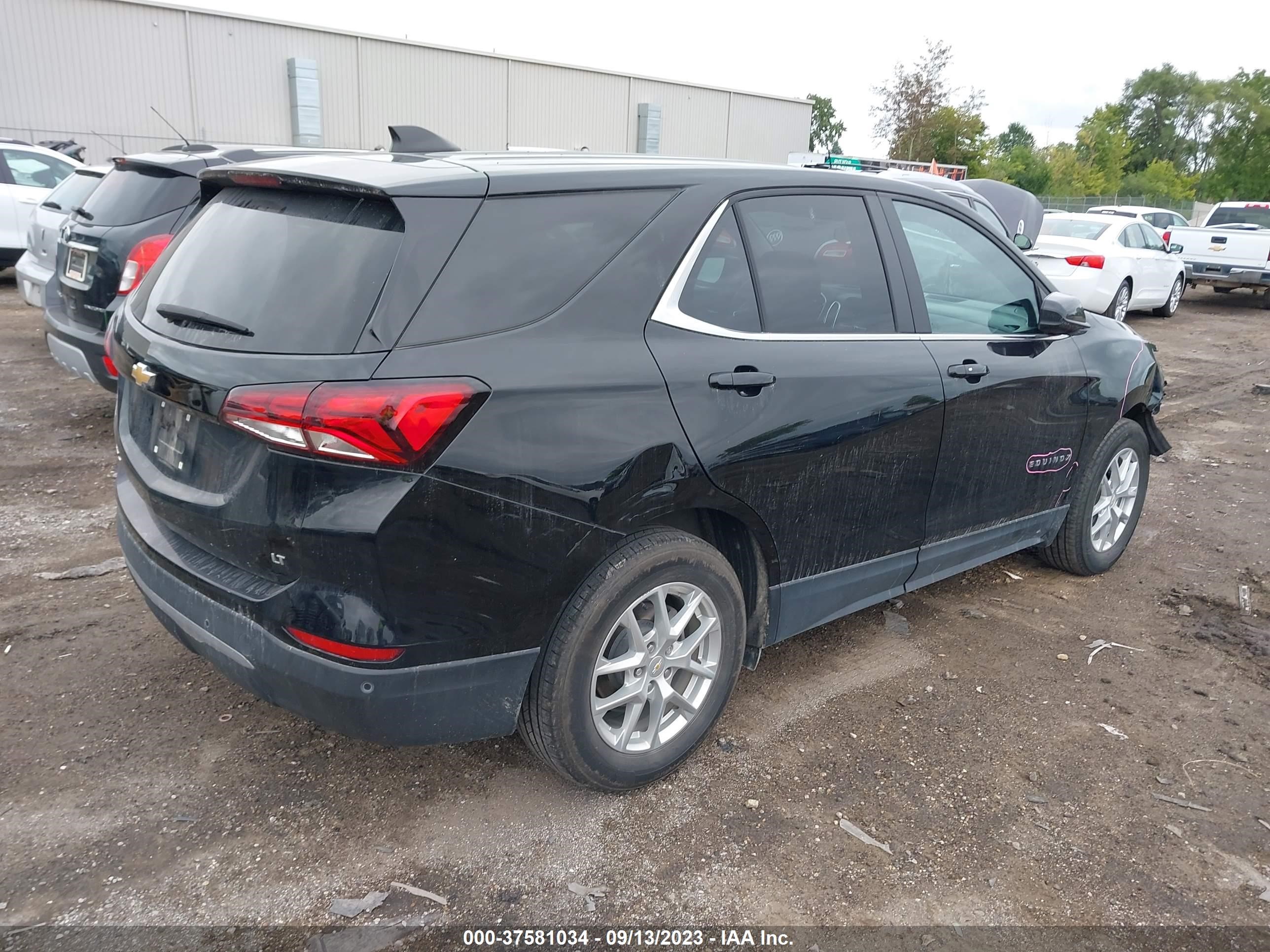 Photo 3 VIN: 2GNAXJEV2N6103307 - CHEVROLET EQUINOX 