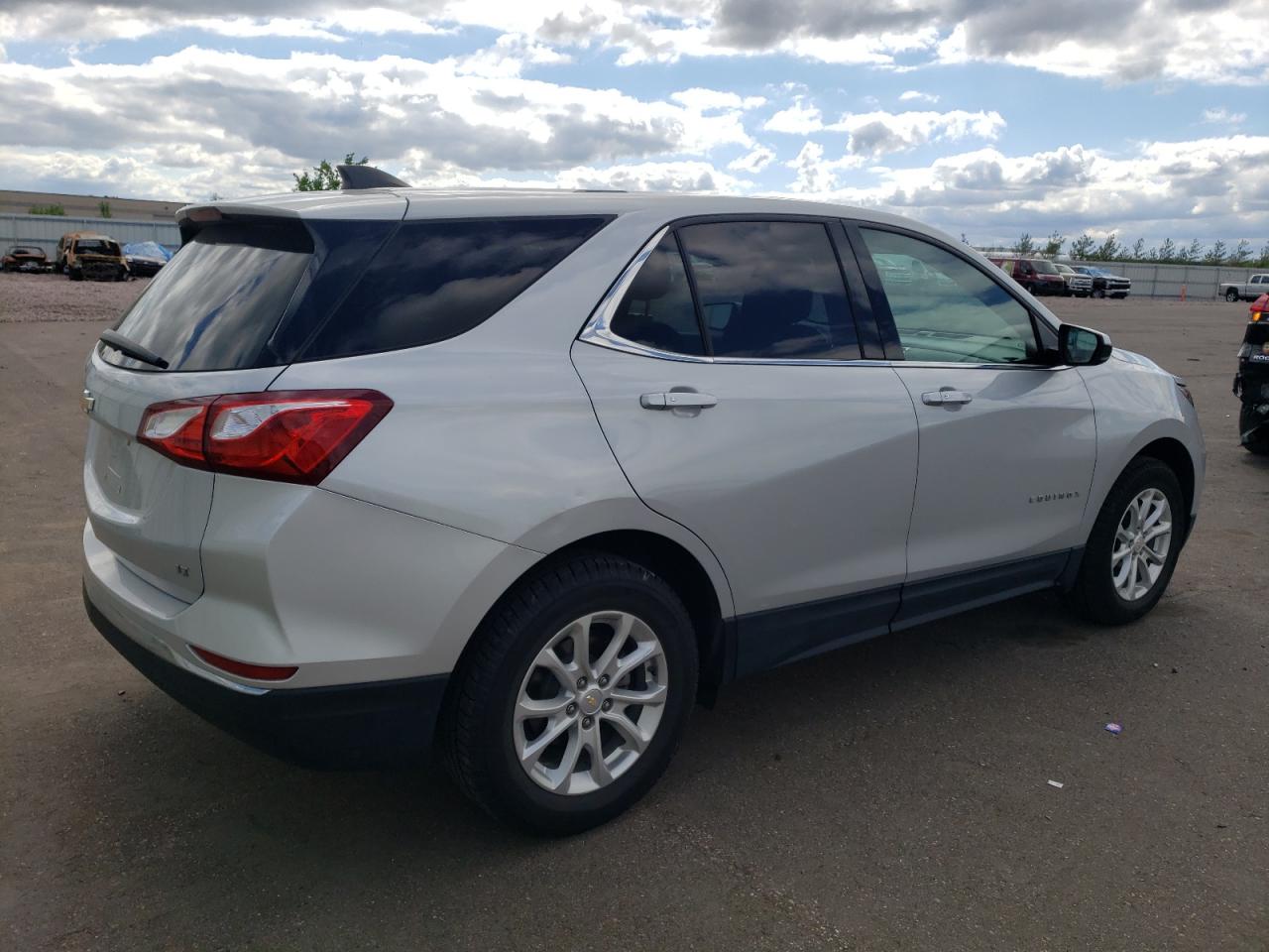 Photo 2 VIN: 2GNAXJEV3J6128792 - CHEVROLET EQUINOX 