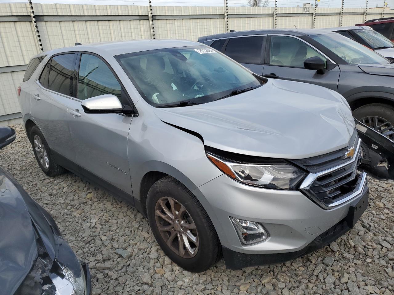 Photo 3 VIN: 2GNAXJEV3L6252919 - CHEVROLET EQUINOX 