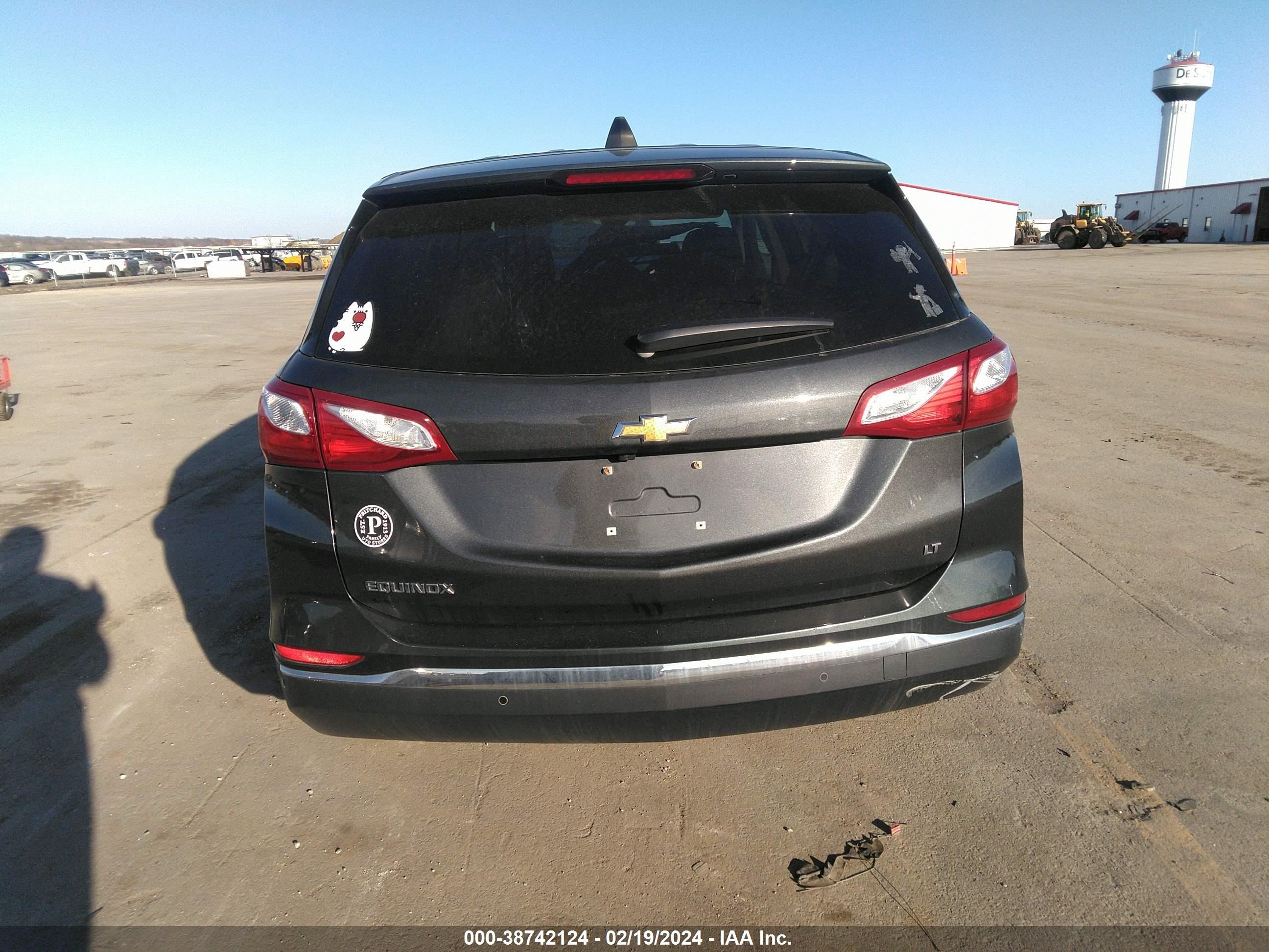 Photo 16 VIN: 2GNAXJEV4J6104548 - CHEVROLET EQUINOX 