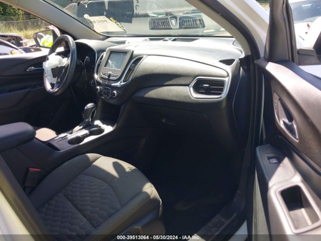 Photo 4 VIN: 2GNAXJEV4J6201927 - CHEVROLET EQUINOX 