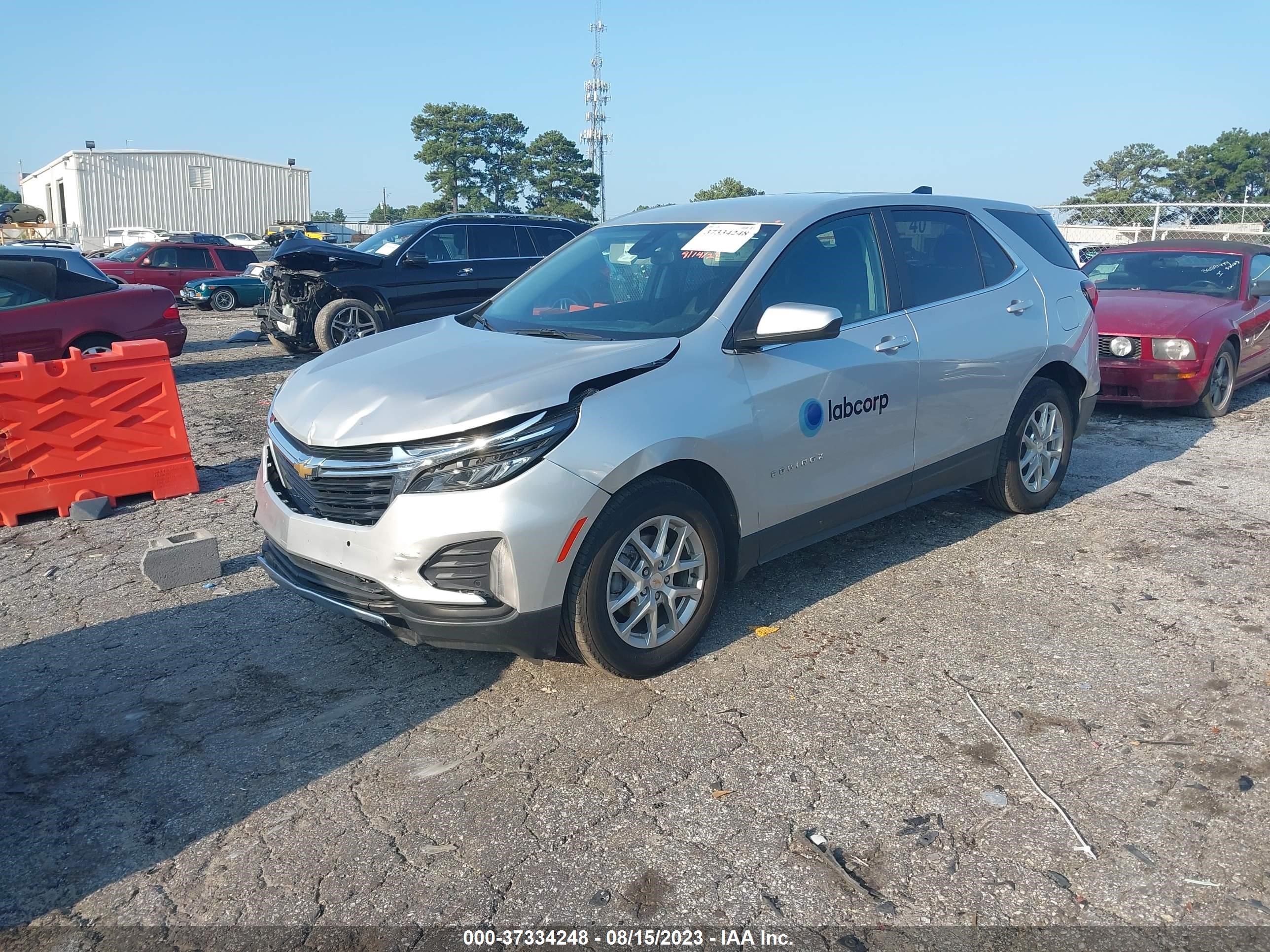 Photo 1 VIN: 2GNAXJEV4N6145915 - CHEVROLET EQUINOX 