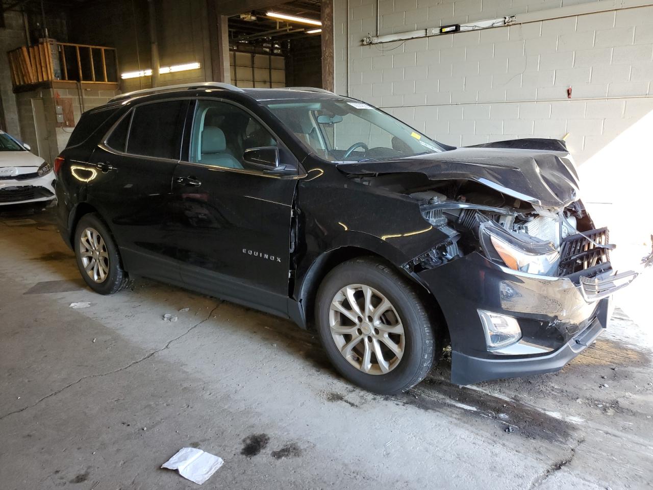 Photo 3 VIN: 2GNAXJEV5J6107037 - CHEVROLET EQUINOX 