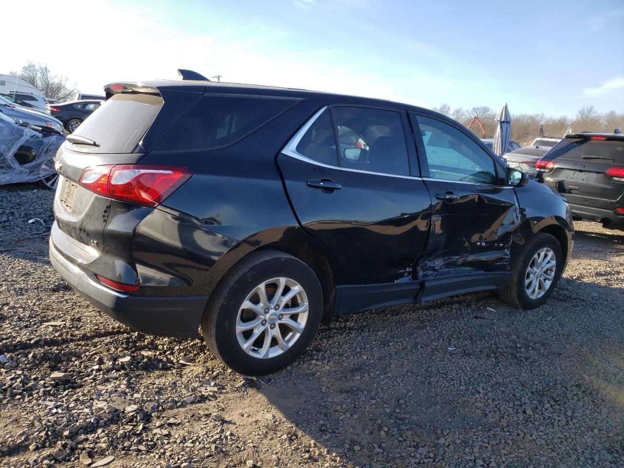 Photo 2 VIN: 2GNAXJEV5J6243135 - CHEVROLET EQUINOX 