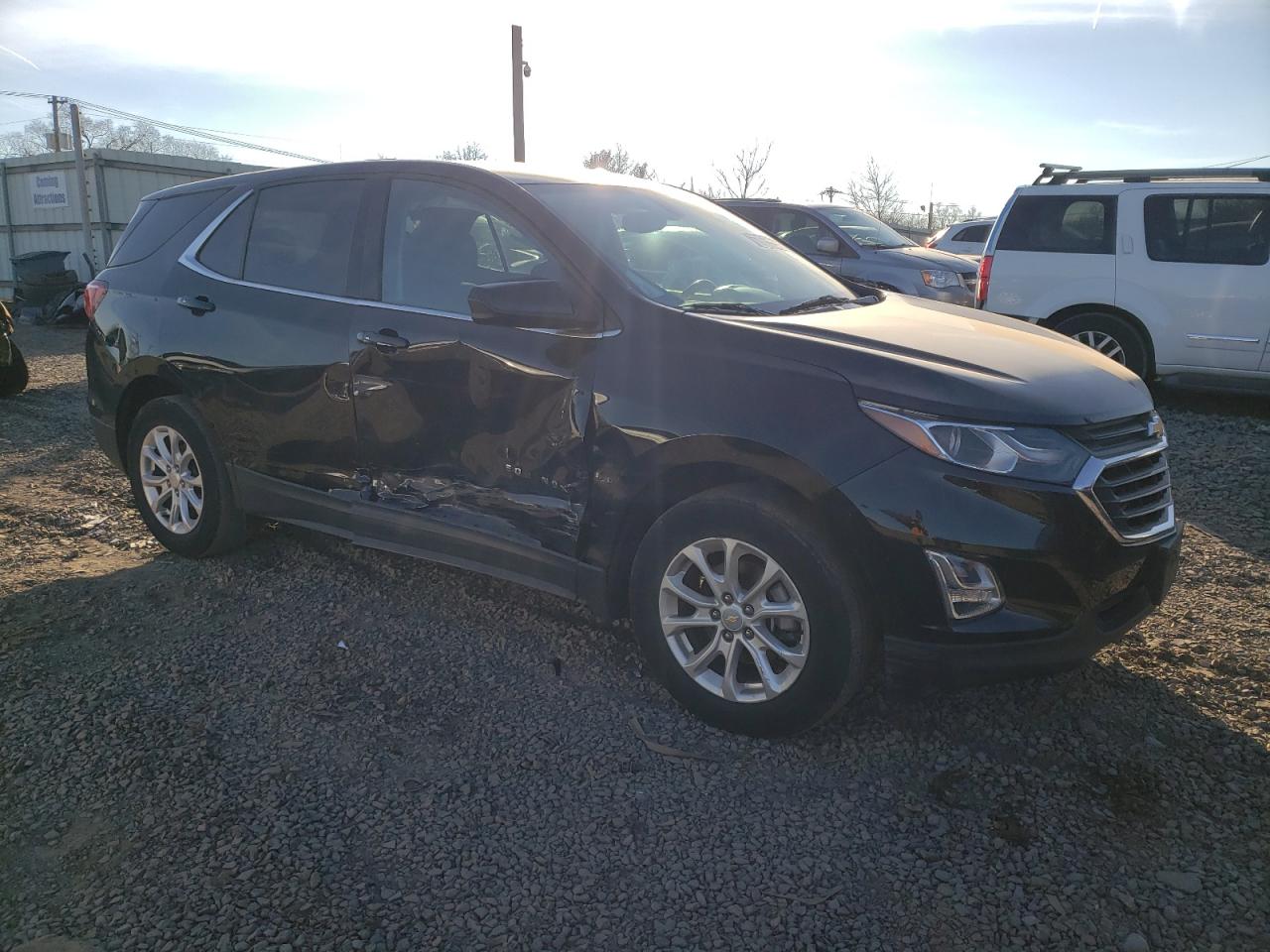 Photo 3 VIN: 2GNAXJEV5J6243135 - CHEVROLET EQUINOX 