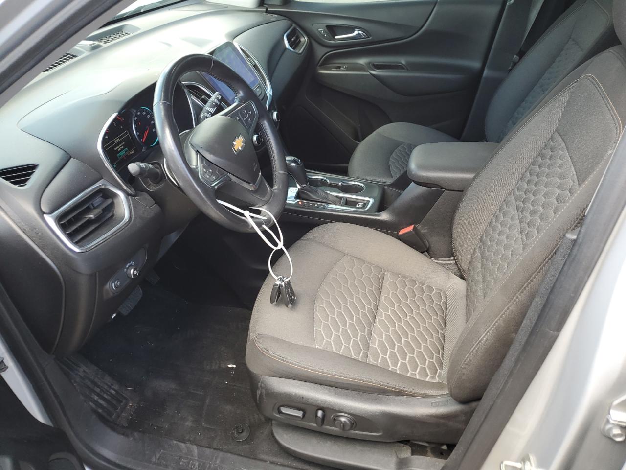 Photo 6 VIN: 2GNAXJEV6J6249249 - CHEVROLET EQUINOX 