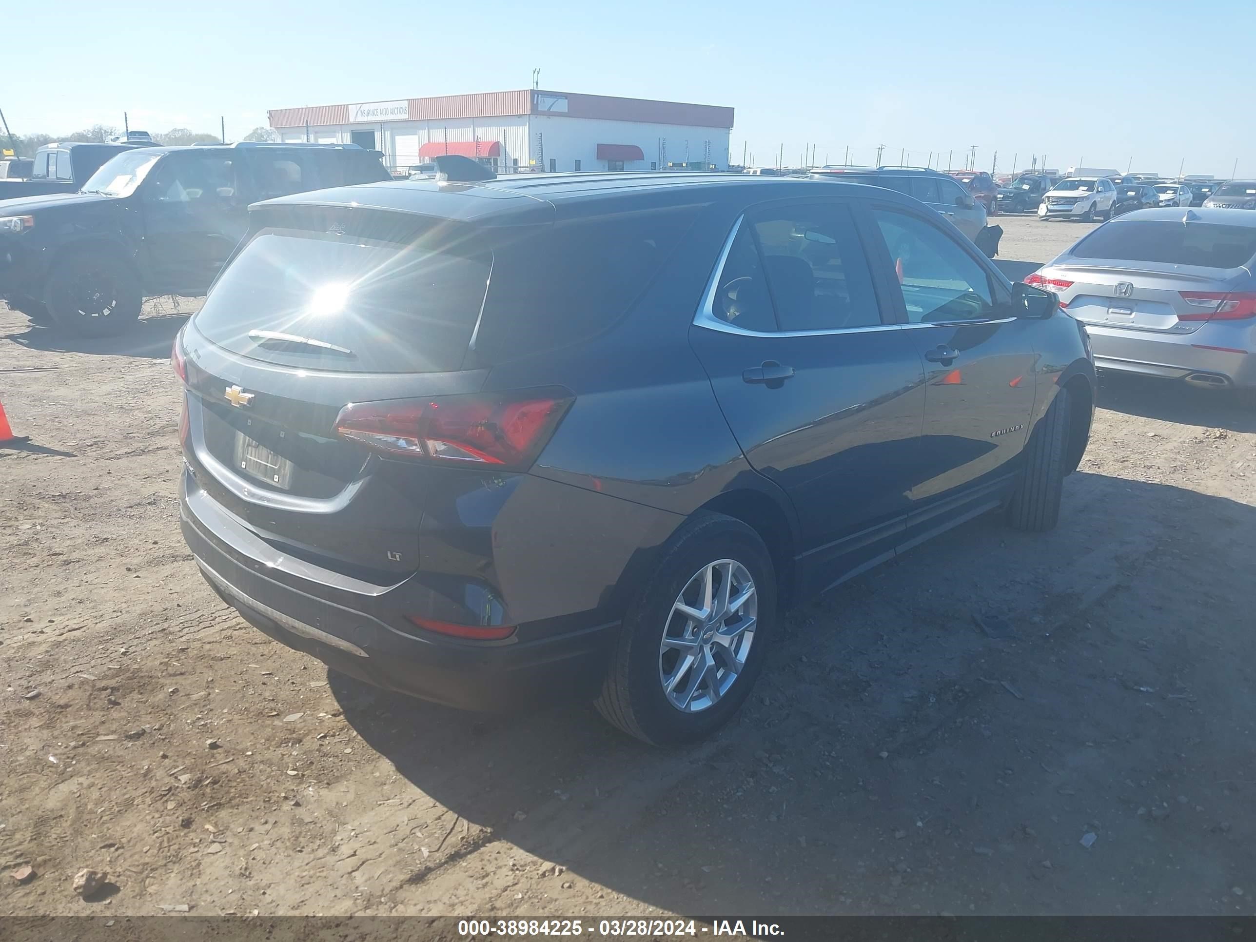 Photo 3 VIN: 2GNAXJEV6N6125407 - CHEVROLET EQUINOX 