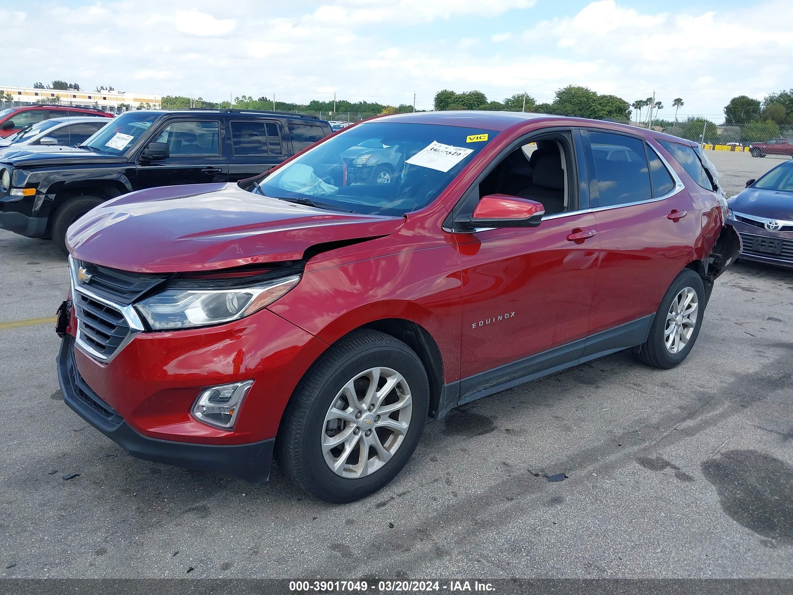 Photo 1 VIN: 2GNAXJEV7J6125233 - CHEVROLET EQUINOX 