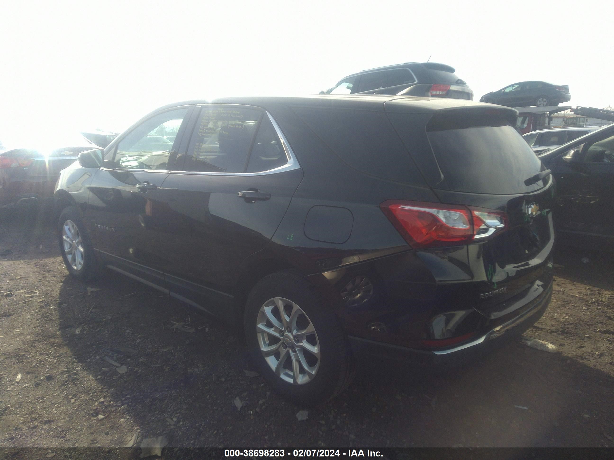 Photo 2 VIN: 2GNAXJEV7L6147252 - CHEVROLET EQUINOX 