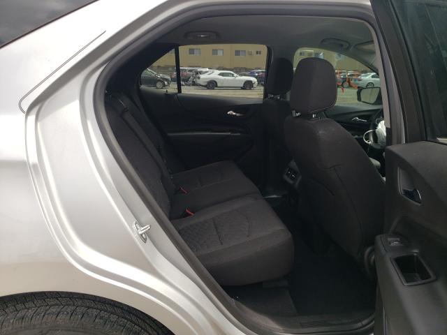 Photo 5 VIN: 2GNAXJEV8J6104553 - CHEVROLET EQUINOX 