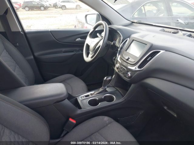 Photo 4 VIN: 2GNAXJEV8J6224126 - CHEVROLET EQUINOX 