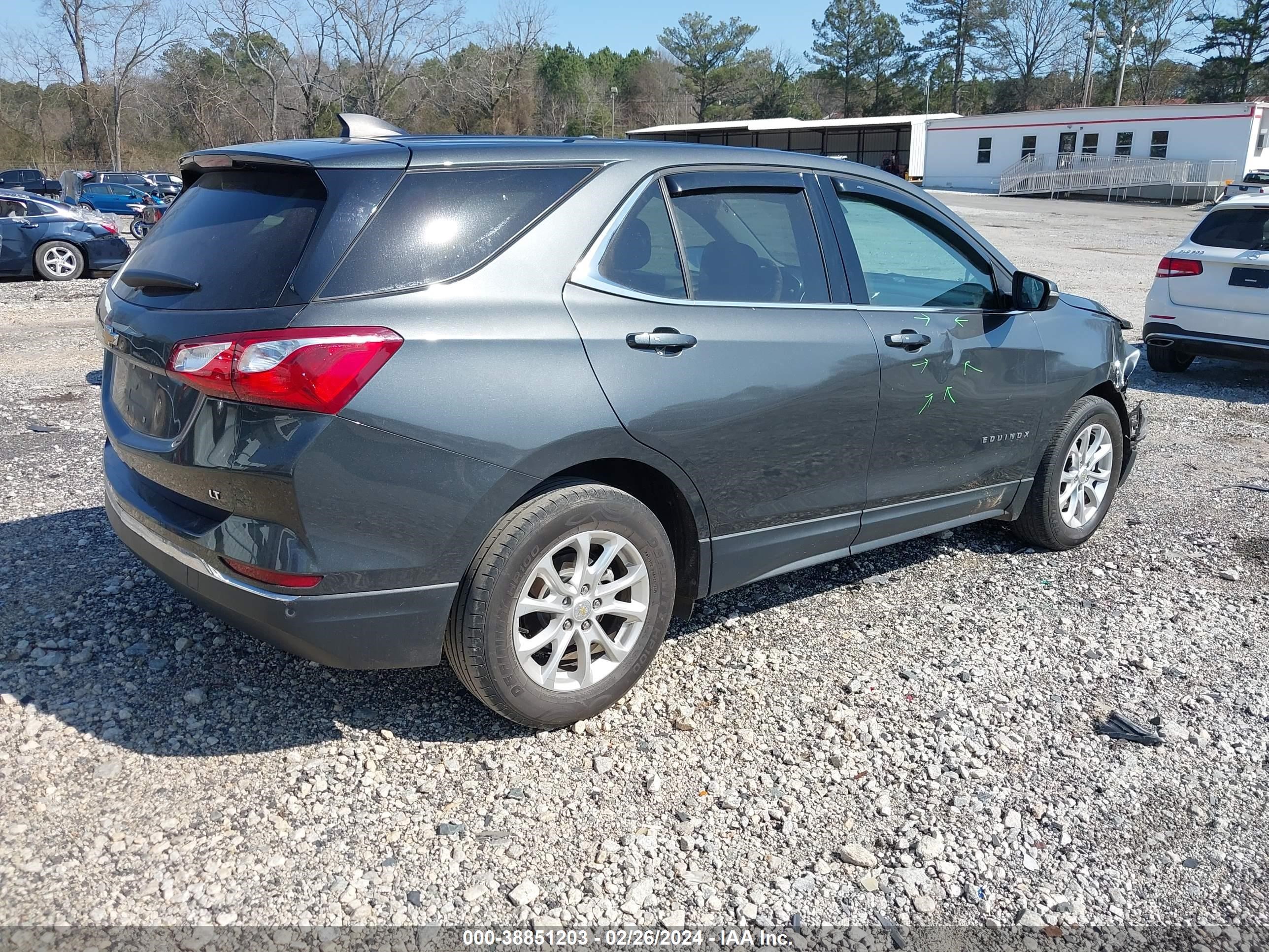 Photo 3 VIN: 2GNAXJEV8J6227074 - CHEVROLET EQUINOX 