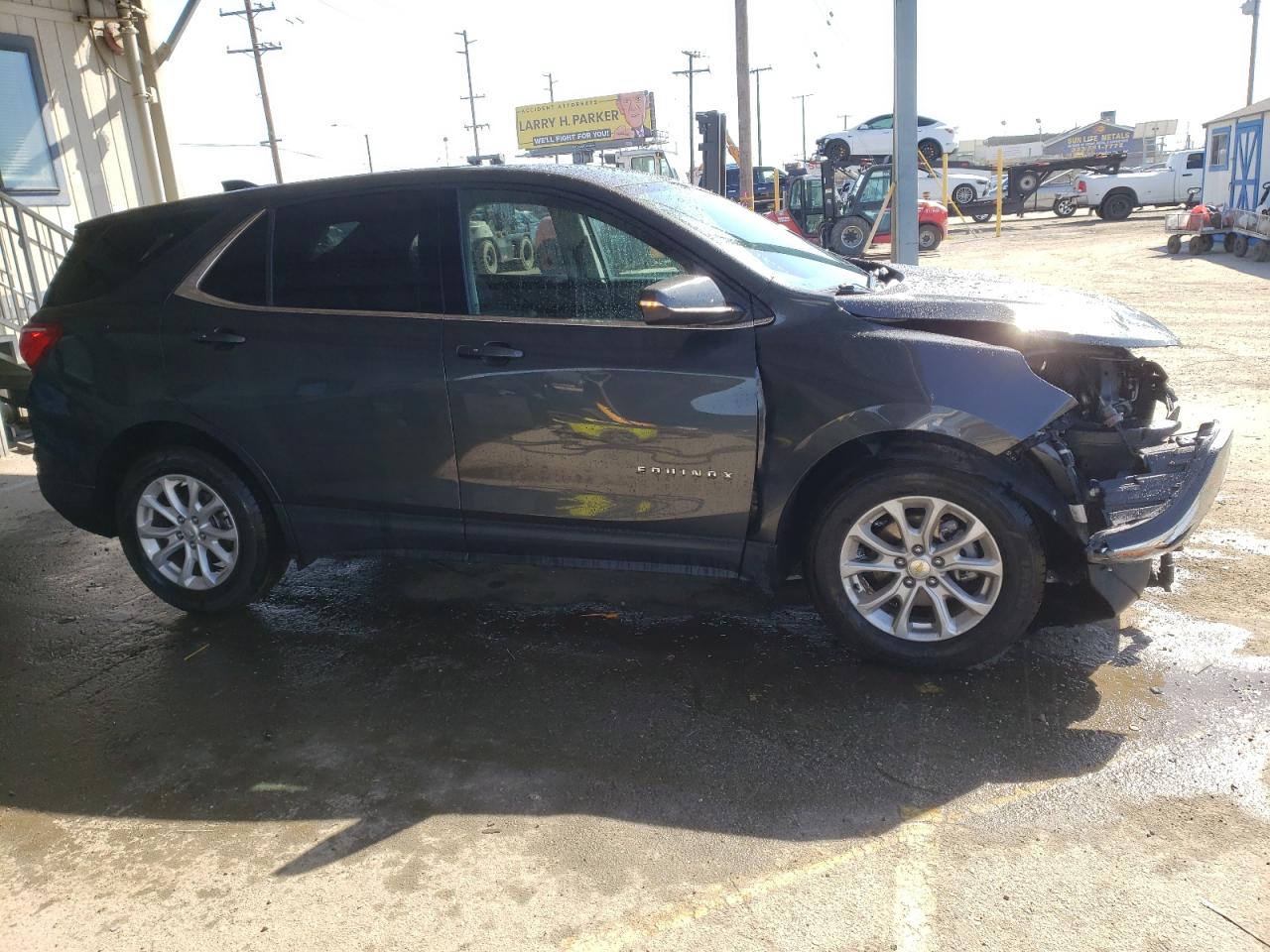 Photo 3 VIN: 2GNAXJEV8K6214116 - CHEVROLET EQUINOX 