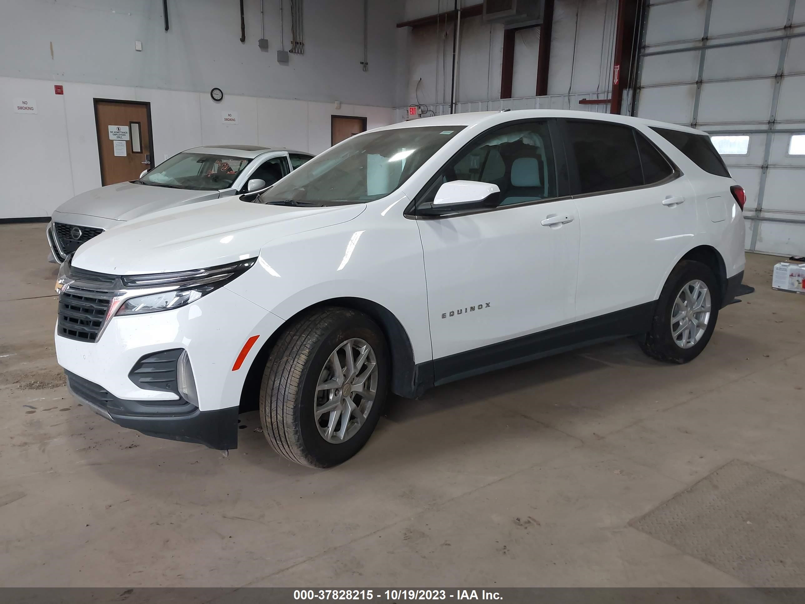 Photo 1 VIN: 2GNAXJEV8N6132472 - CHEVROLET EQUINOX 