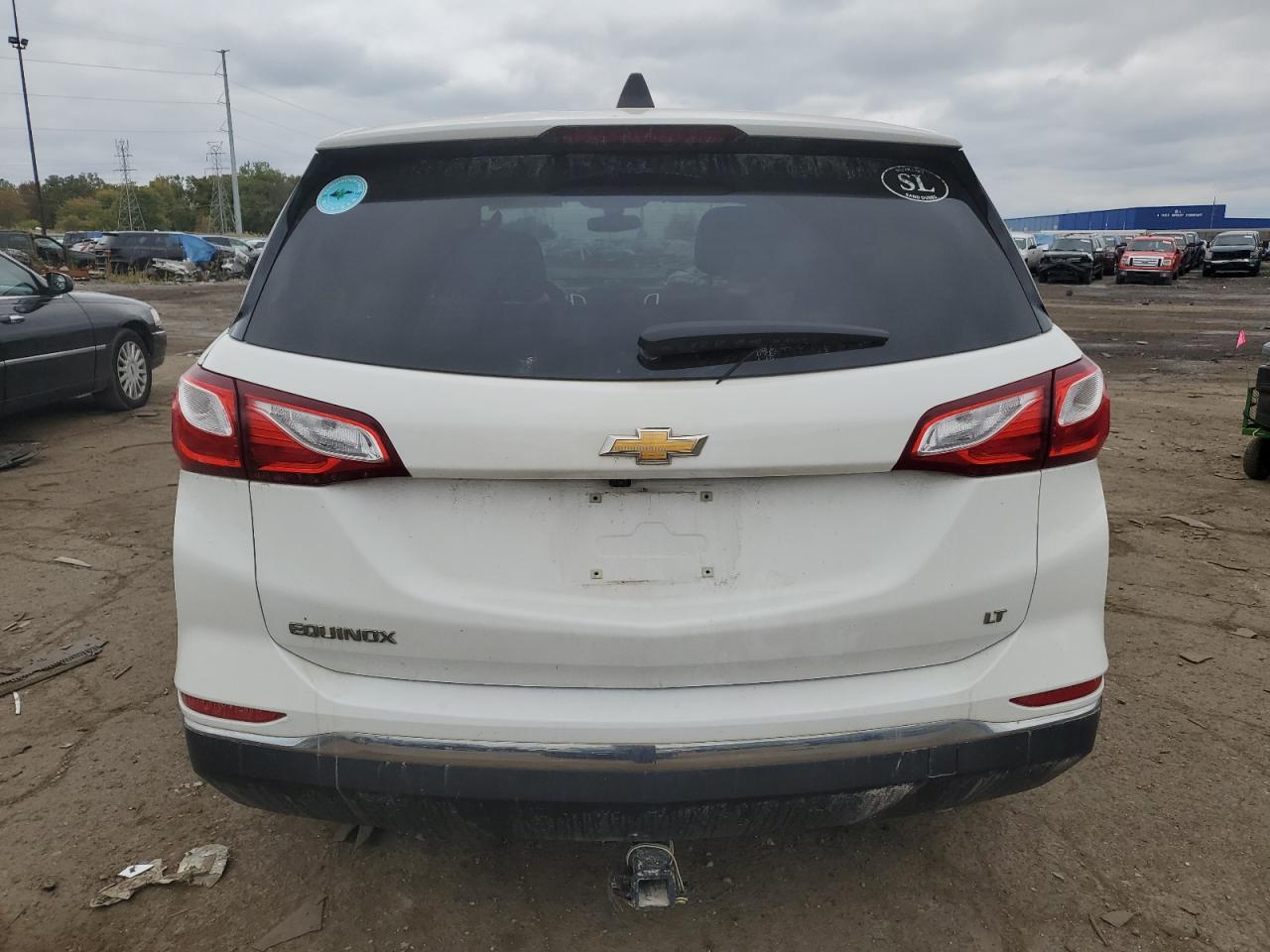 Photo 5 VIN: 2GNAXJEV9J6122821 - CHEVROLET EQUINOX 