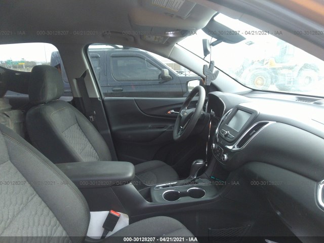 Photo 4 VIN: 2GNAXJEV9J6180301 - CHEVROLET EQUINOX 