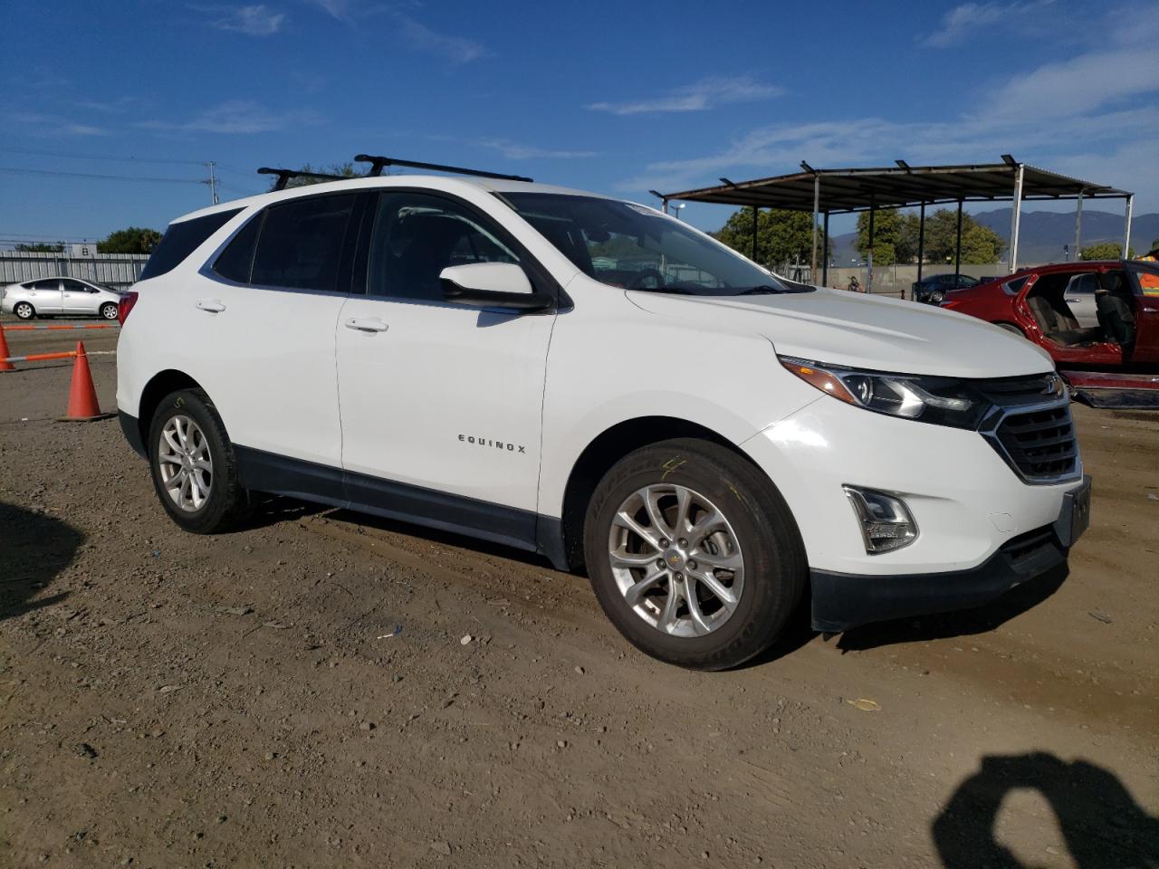 Photo 3 VIN: 2GNAXJEV9J6206718 - CHEVROLET EQUINOX 