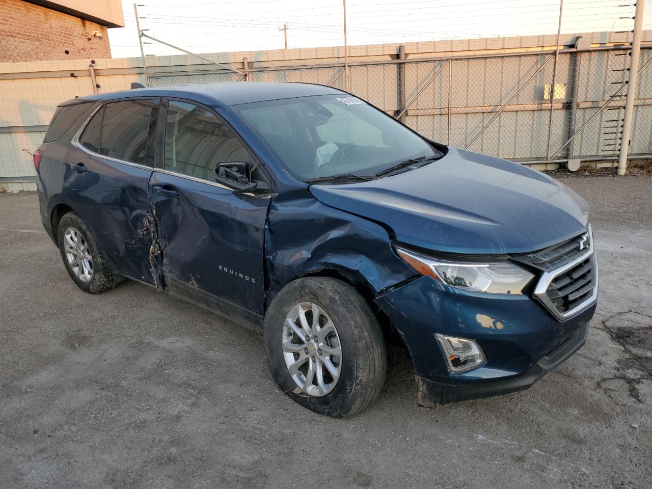 Photo 3 VIN: 2GNAXKEV0L6172662 - CHEVROLET EQUINOX 