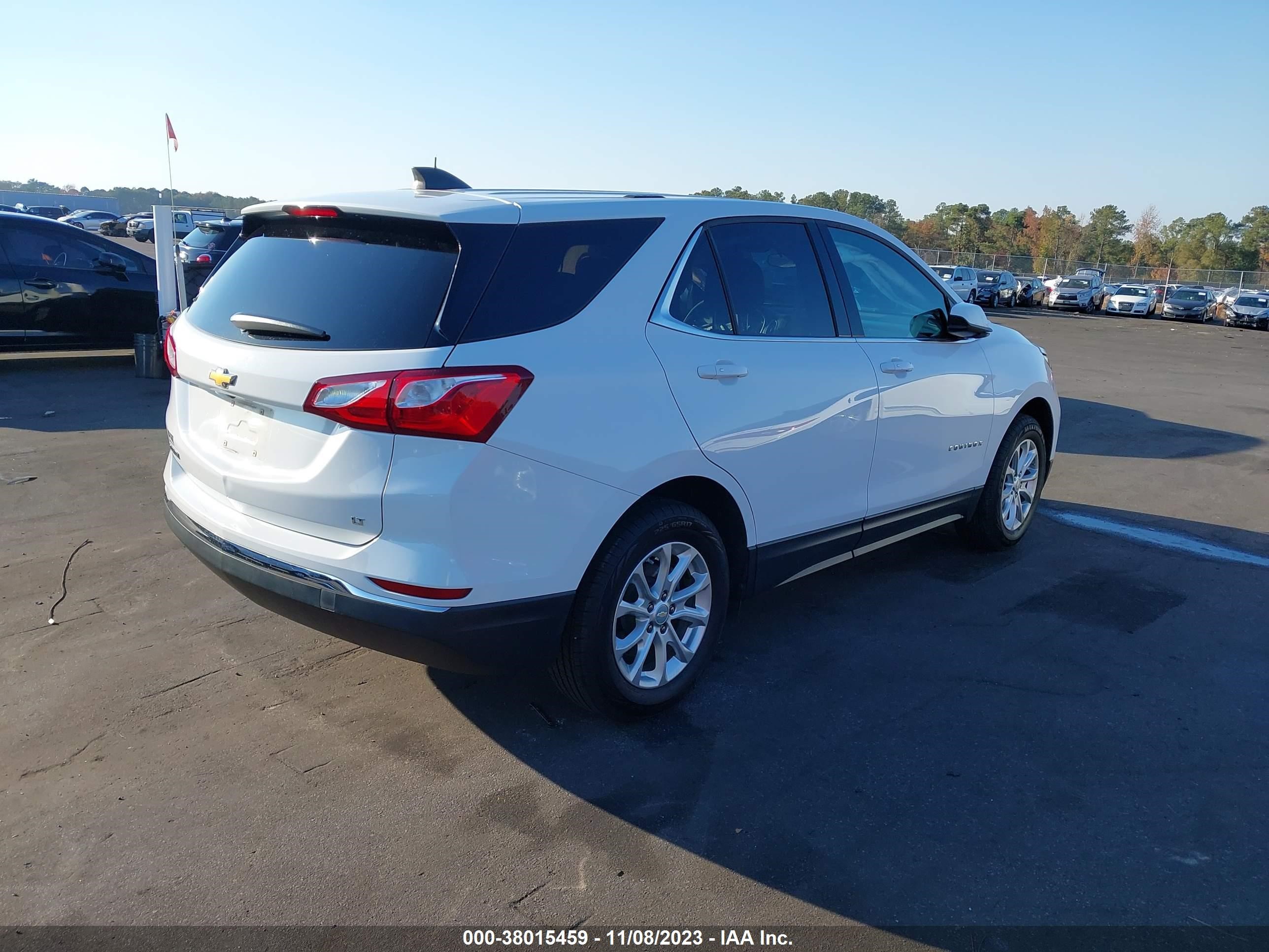 Photo 3 VIN: 2GNAXKEV2K6162570 - CHEVROLET EQUINOX 