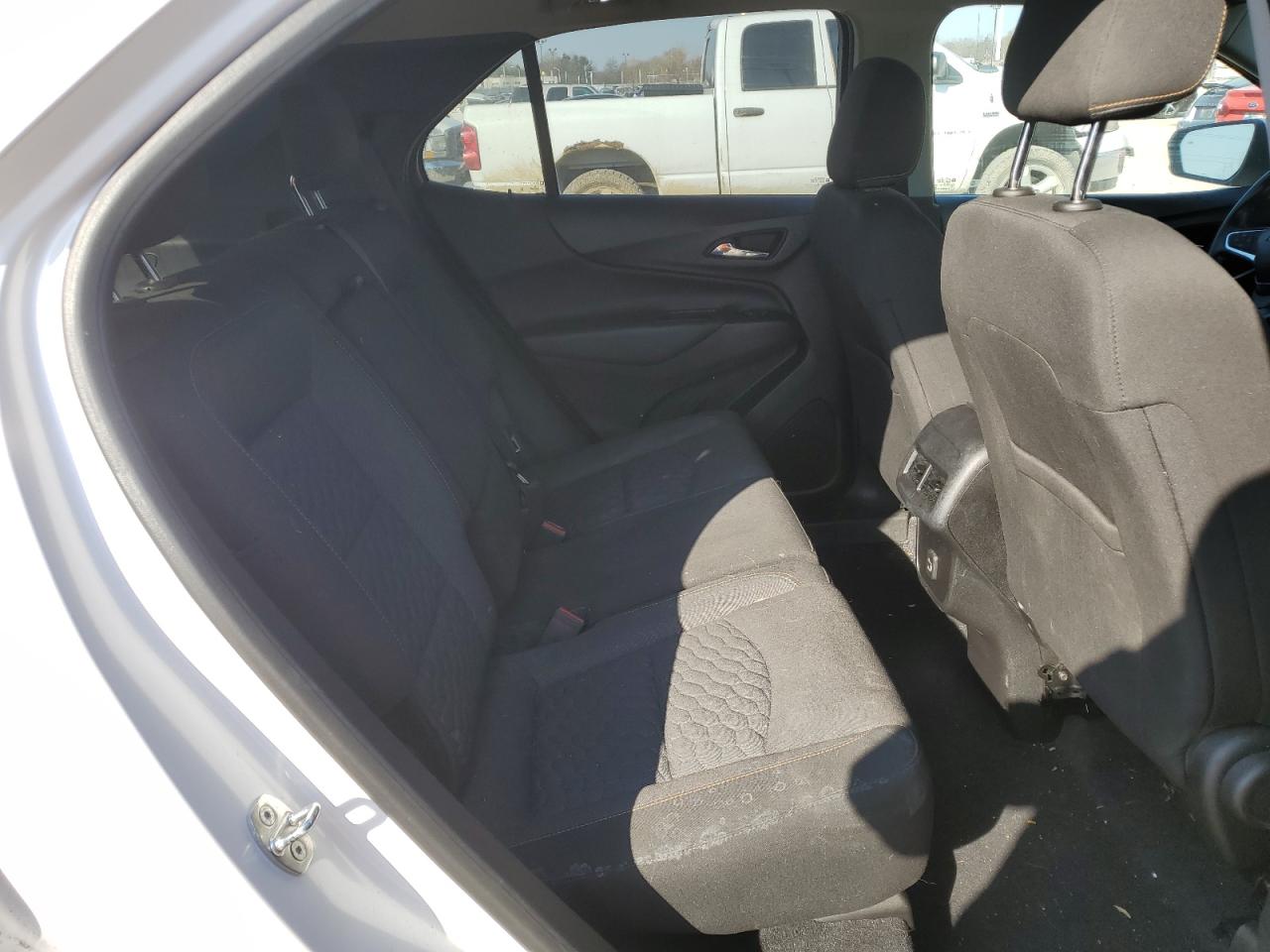 Photo 9 VIN: 2GNAXKEV2K6255590 - CHEVROLET EQUINOX 