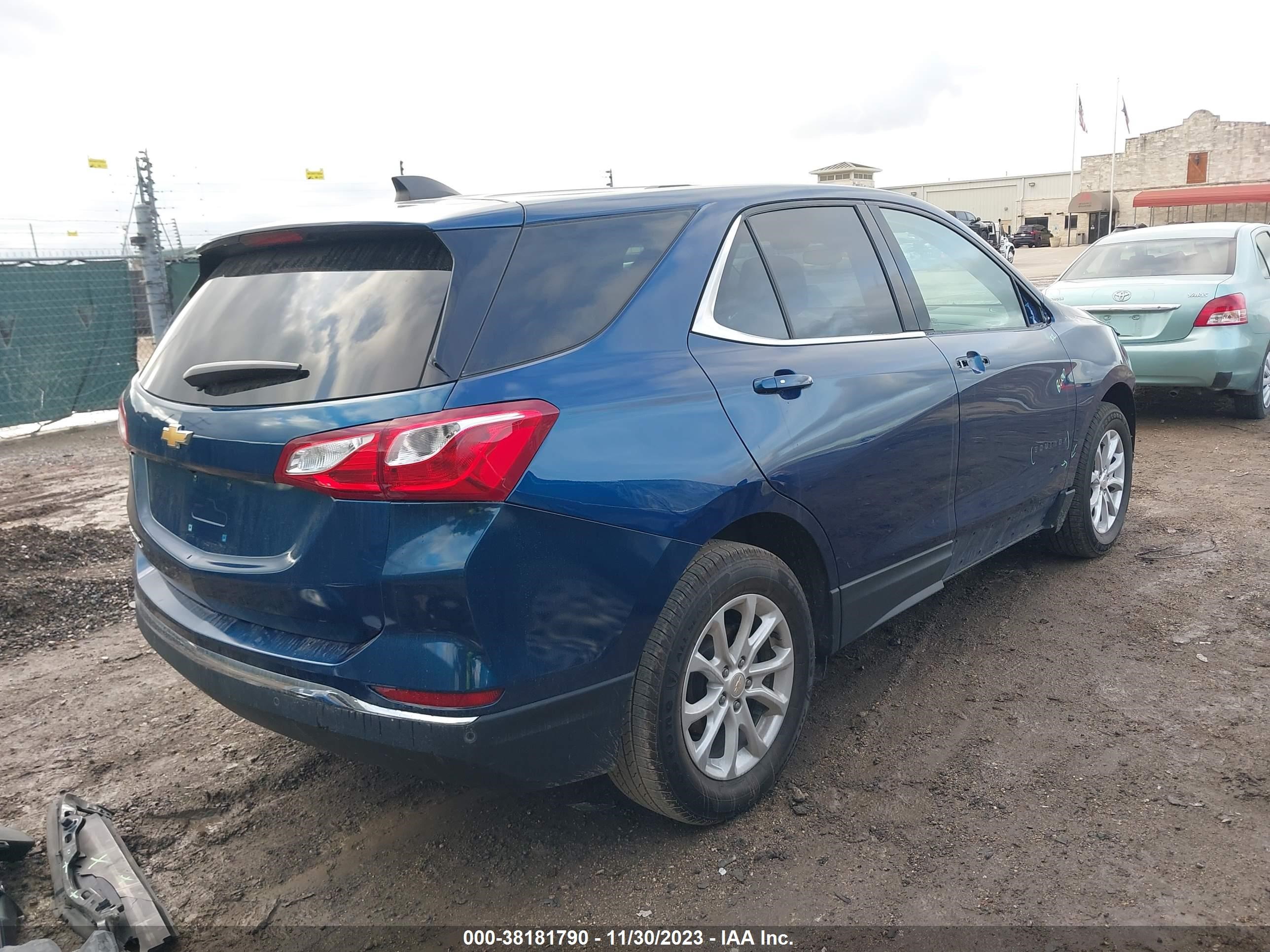 Photo 3 VIN: 2GNAXKEV2K6284023 - CHEVROLET EQUINOX 