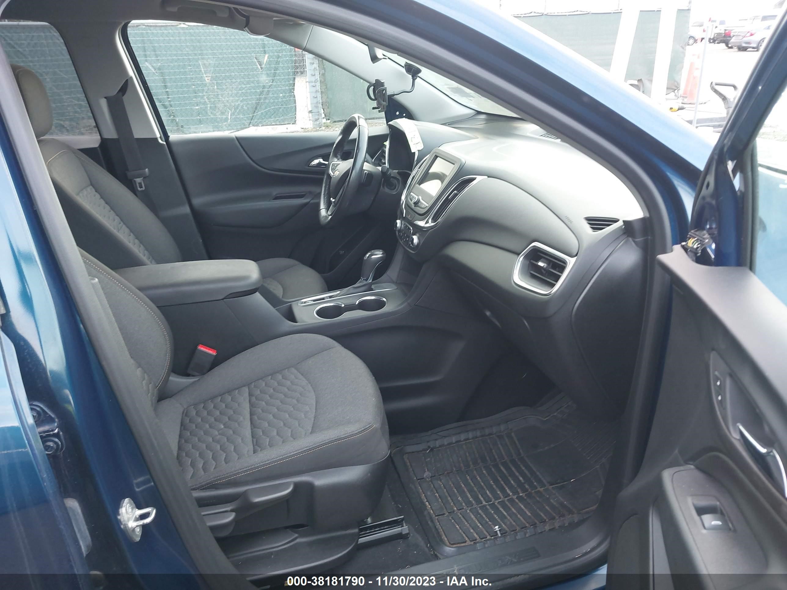 Photo 4 VIN: 2GNAXKEV2K6284023 - CHEVROLET EQUINOX 