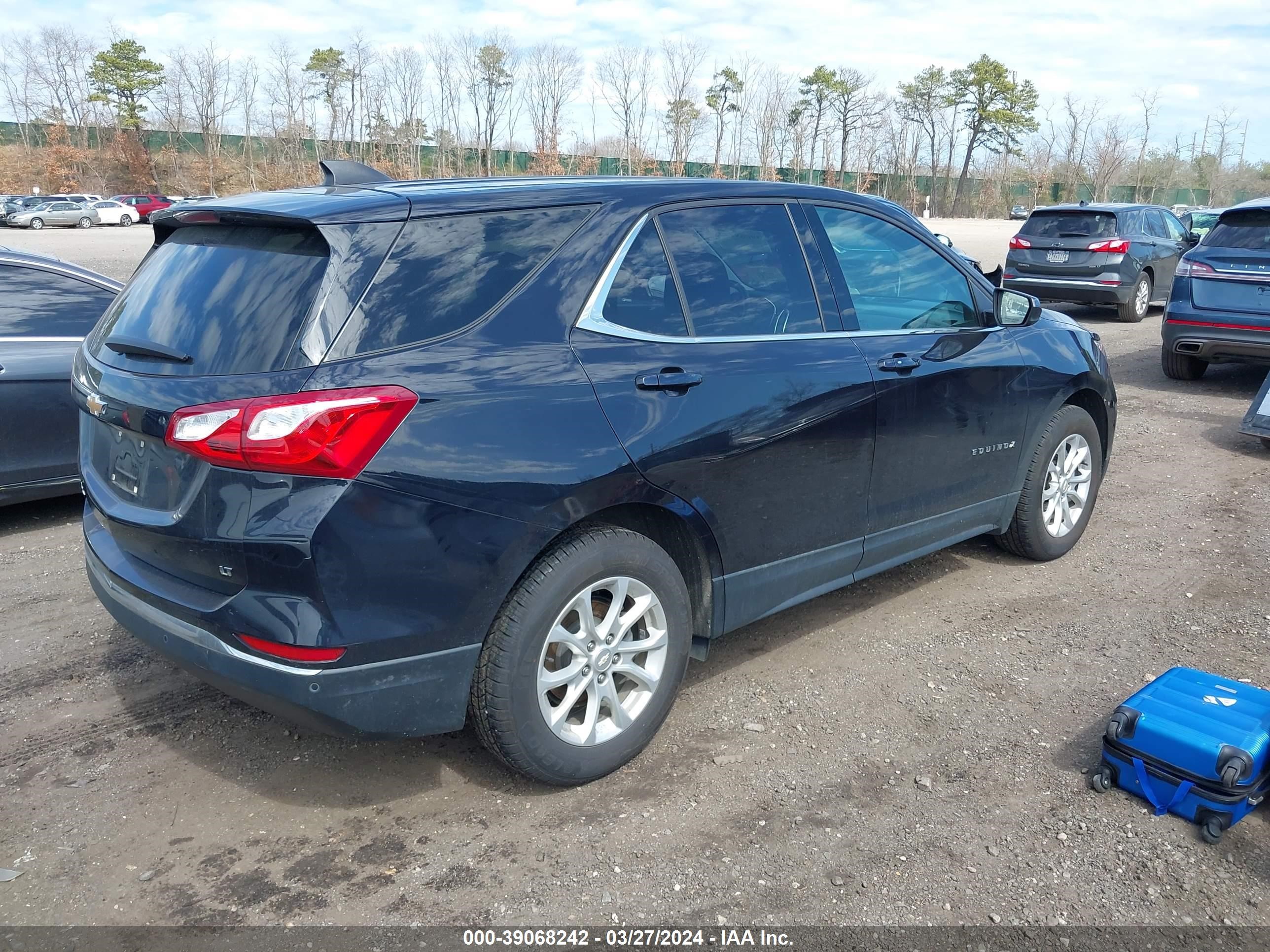 Photo 3 VIN: 2GNAXKEV2L6111118 - CHEVROLET EQUINOX 