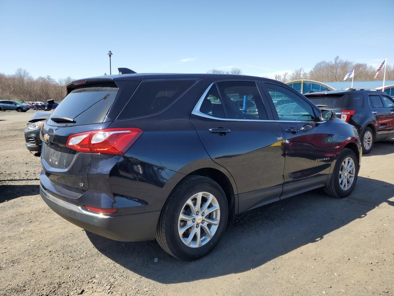 Photo 2 VIN: 2GNAXKEV3M6125207 - CHEVROLET EQUINOX 