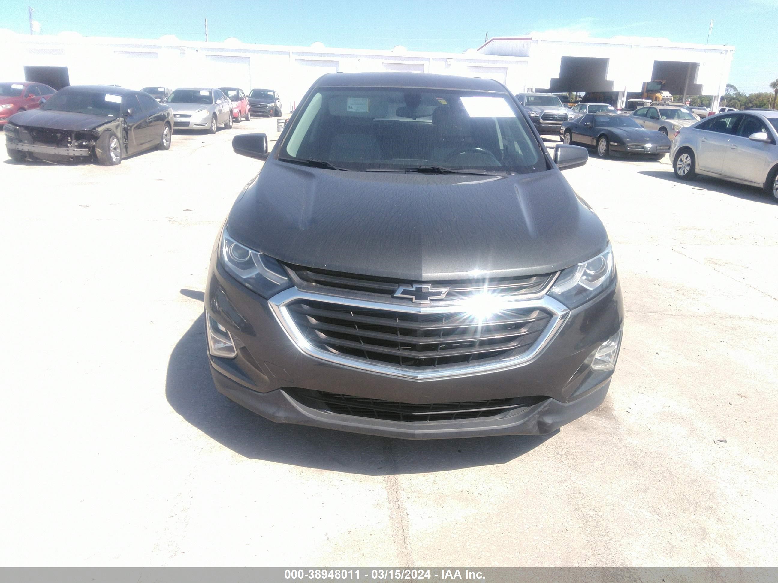 Photo 11 VIN: 2GNAXKEV4K6100233 - CHEVROLET EQUINOX 