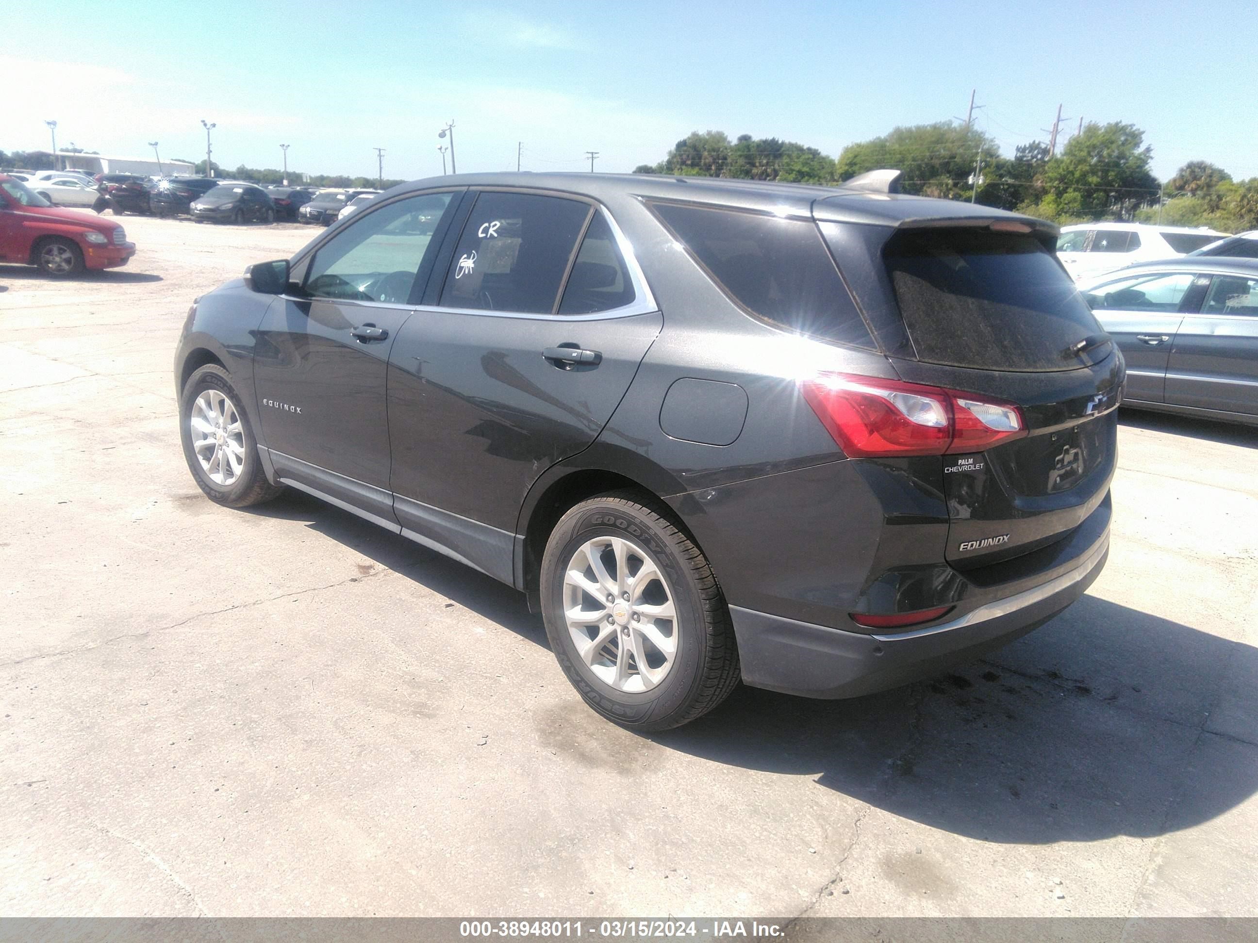 Photo 2 VIN: 2GNAXKEV4K6100233 - CHEVROLET EQUINOX 