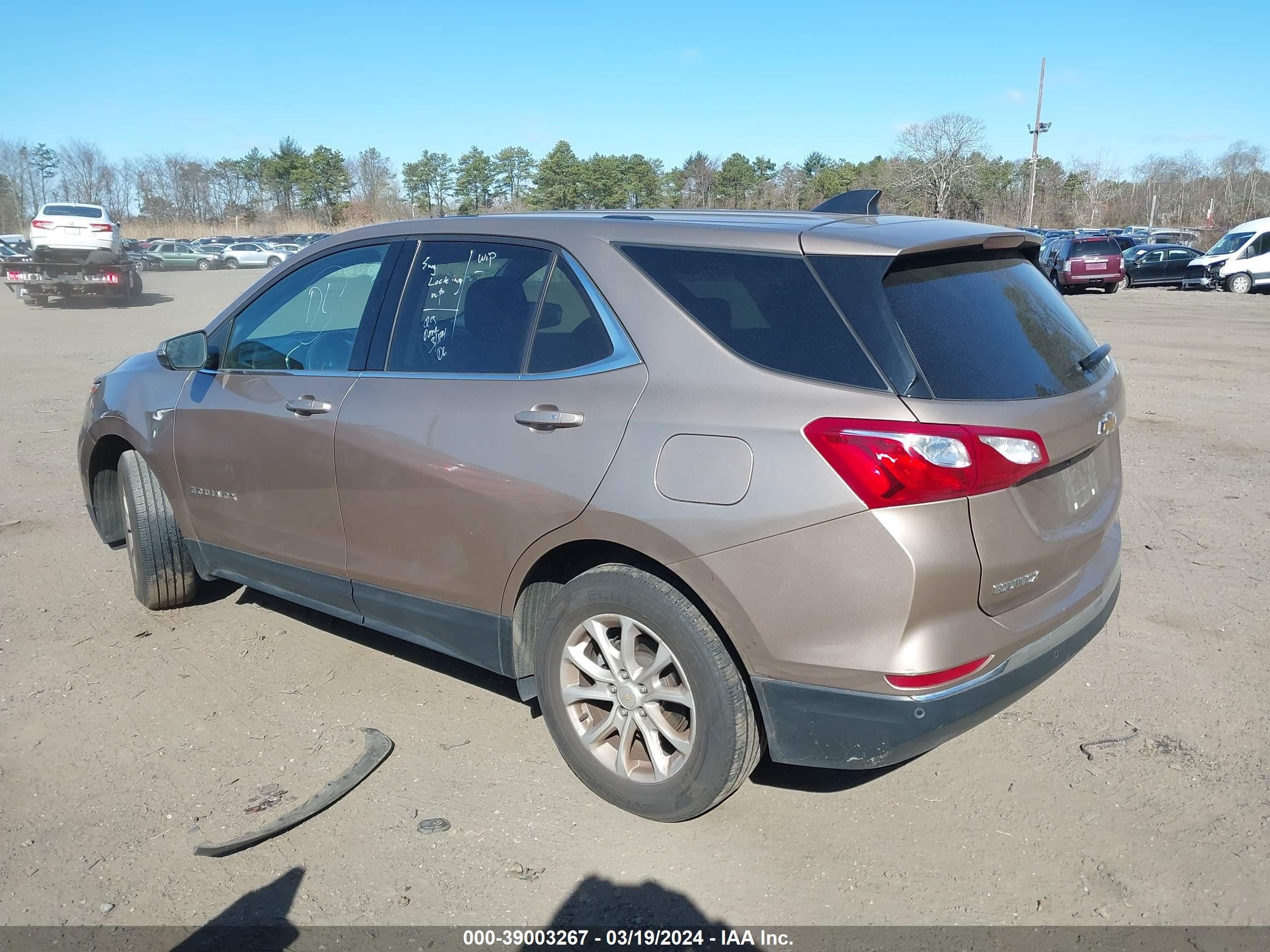 Photo 2 VIN: 2GNAXKEV4K6207170 - CHEVROLET EQUINOX 