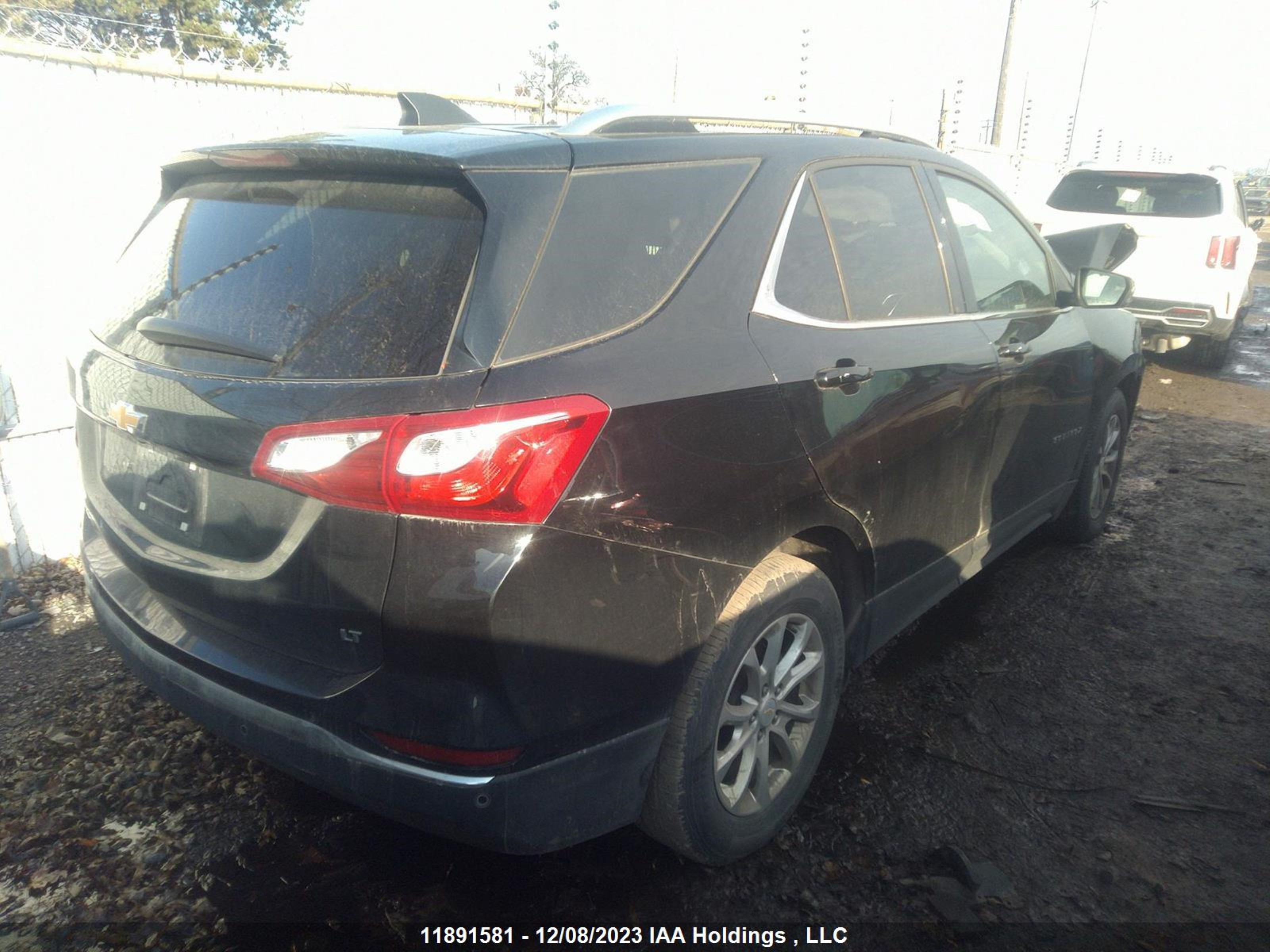 Photo 3 VIN: 2GNAXKEV5K6165771 - CHEVROLET EQUINOX 