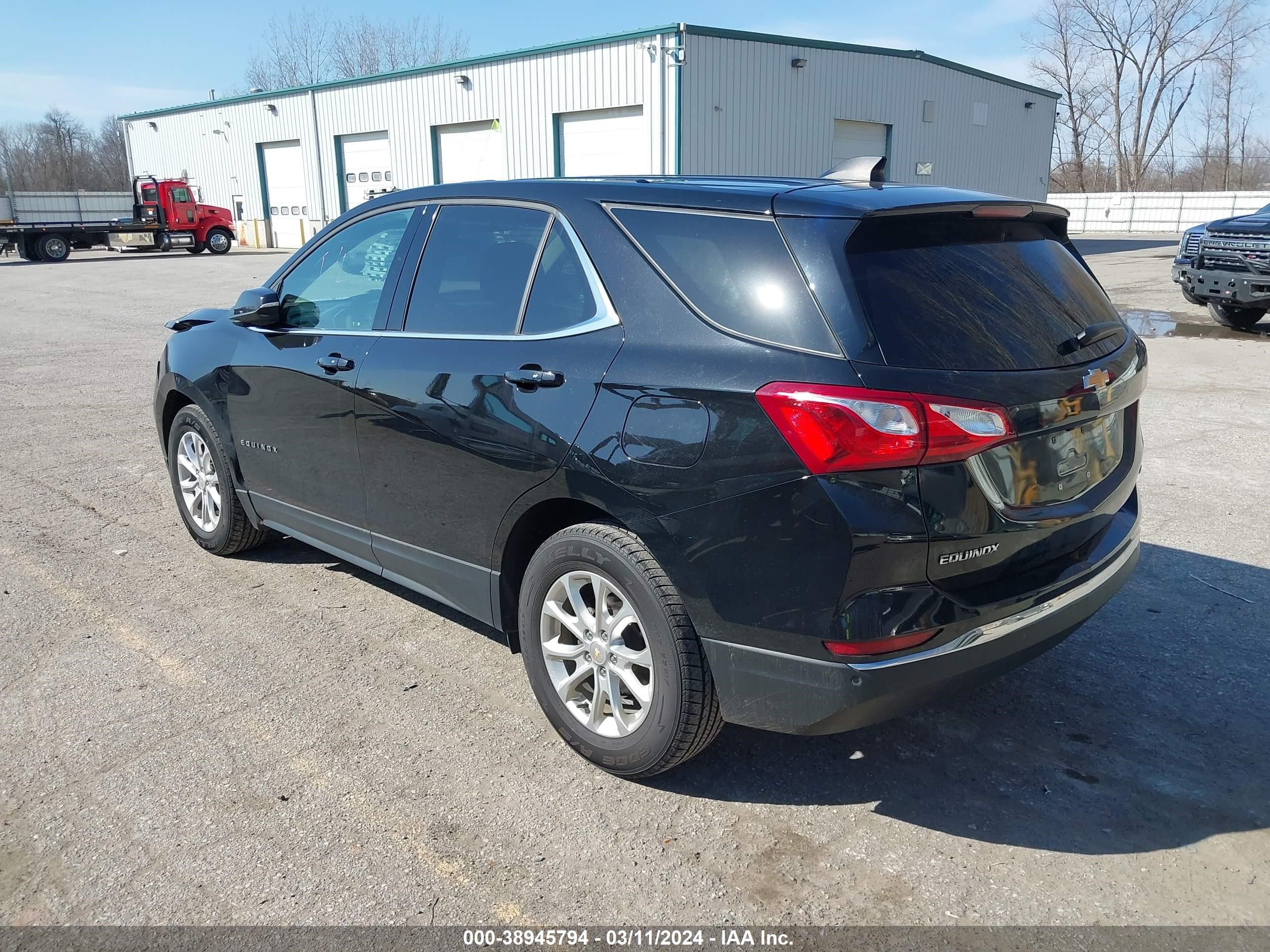 Photo 2 VIN: 2GNAXKEV5K6228772 - CHEVROLET EQUINOX 