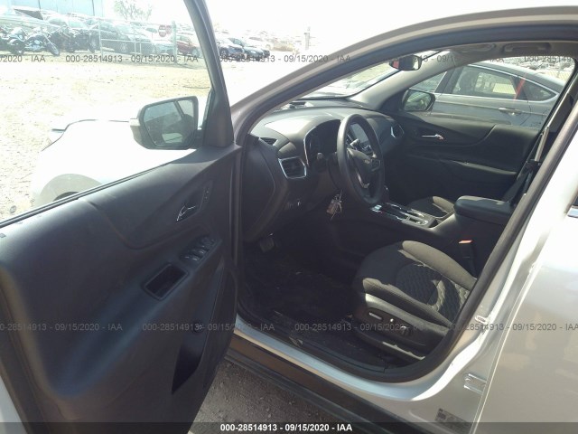 Photo 4 VIN: 2GNAXKEV6K6195538 - CHEVROLET EQUINOX 