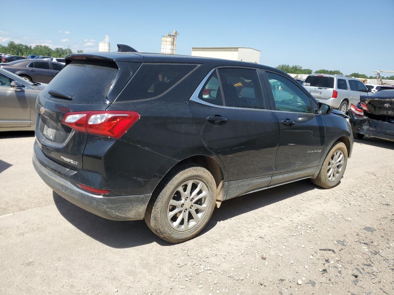 Photo 2 VIN: 2GNAXKEV6M6112211 - CHEVROLET EQUINOX 