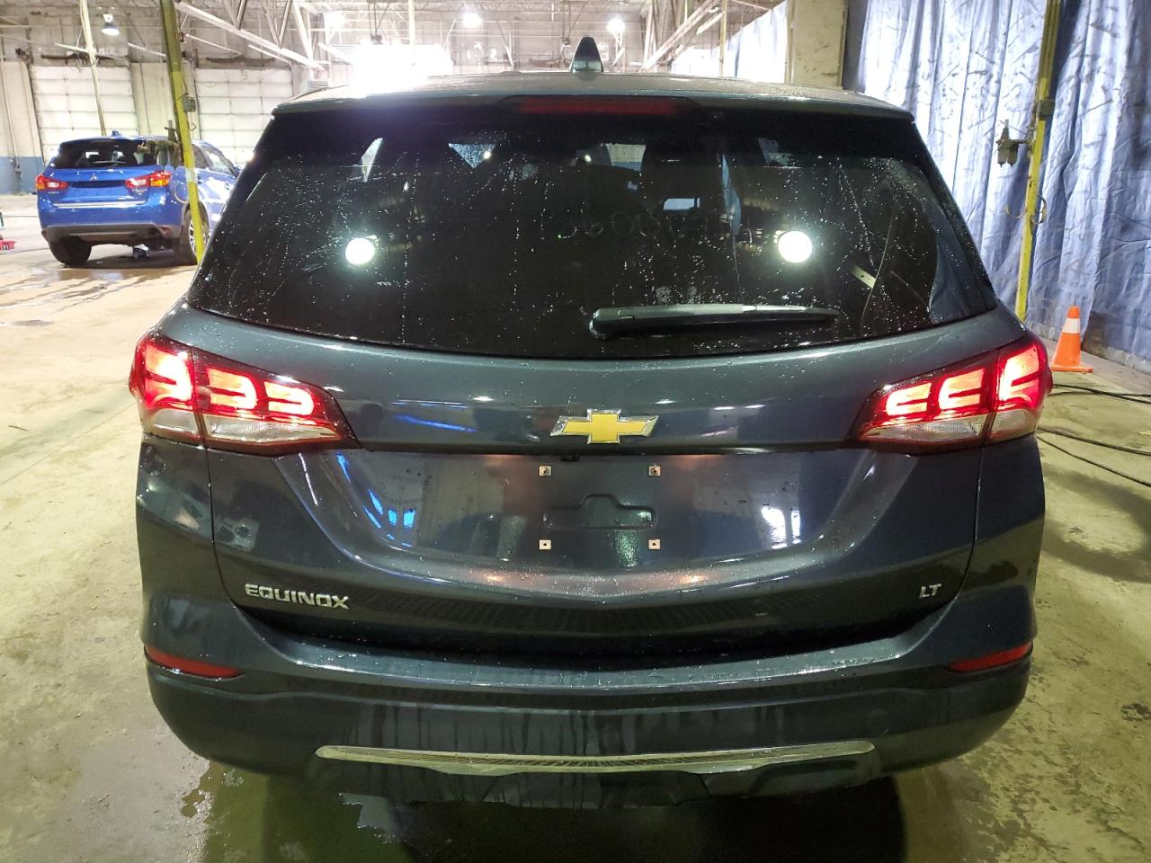 Photo 5 VIN: 2GNAXKEV6N6138213 - CHEVROLET EQUINOX 