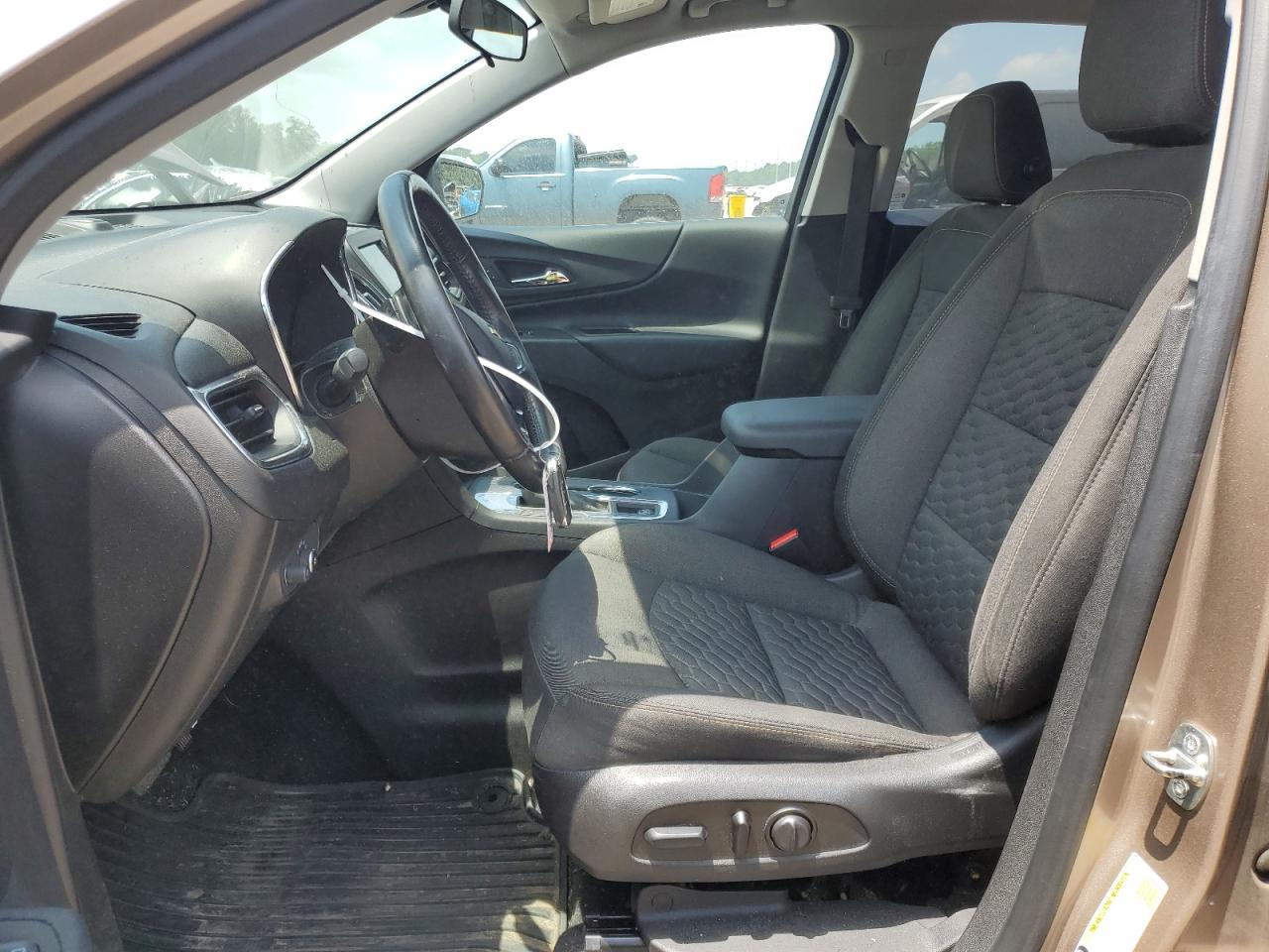 Photo 6 VIN: 2GNAXKEV9K6207830 - CHEVROLET EQUINOX 