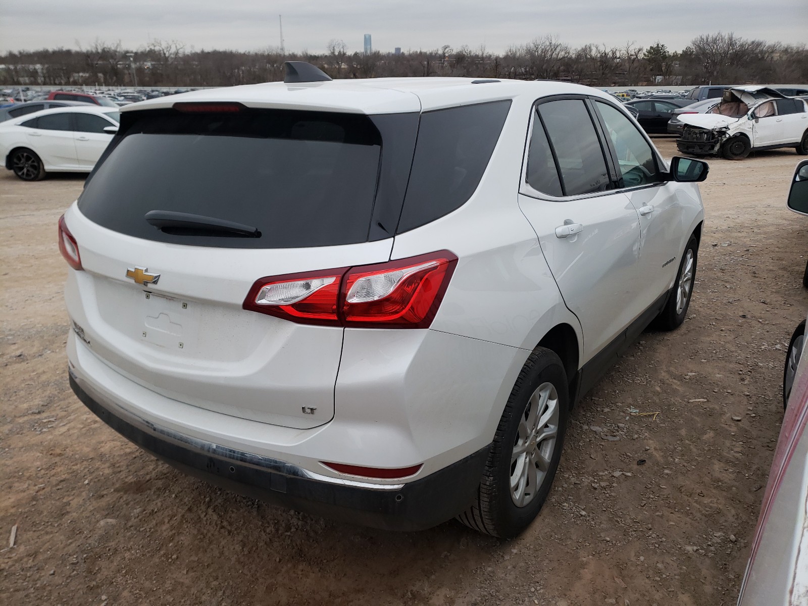 Photo 3 VIN: 2GNAXKEV9K6231271 - CHEVROLET EQUINOX LT 