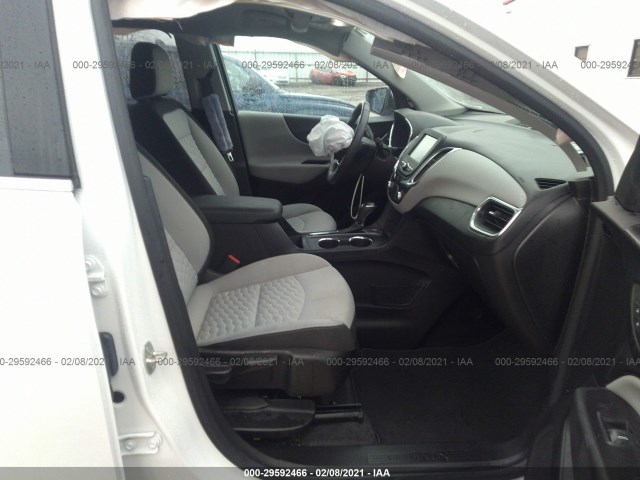 Photo 4 VIN: 2GNAXKEX3J6309995 - CHEVROLET EQUINOX 