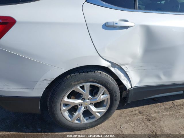 Photo 5 VIN: 2GNAXKEX6J6209924 - CHEVROLET EQUINOX 