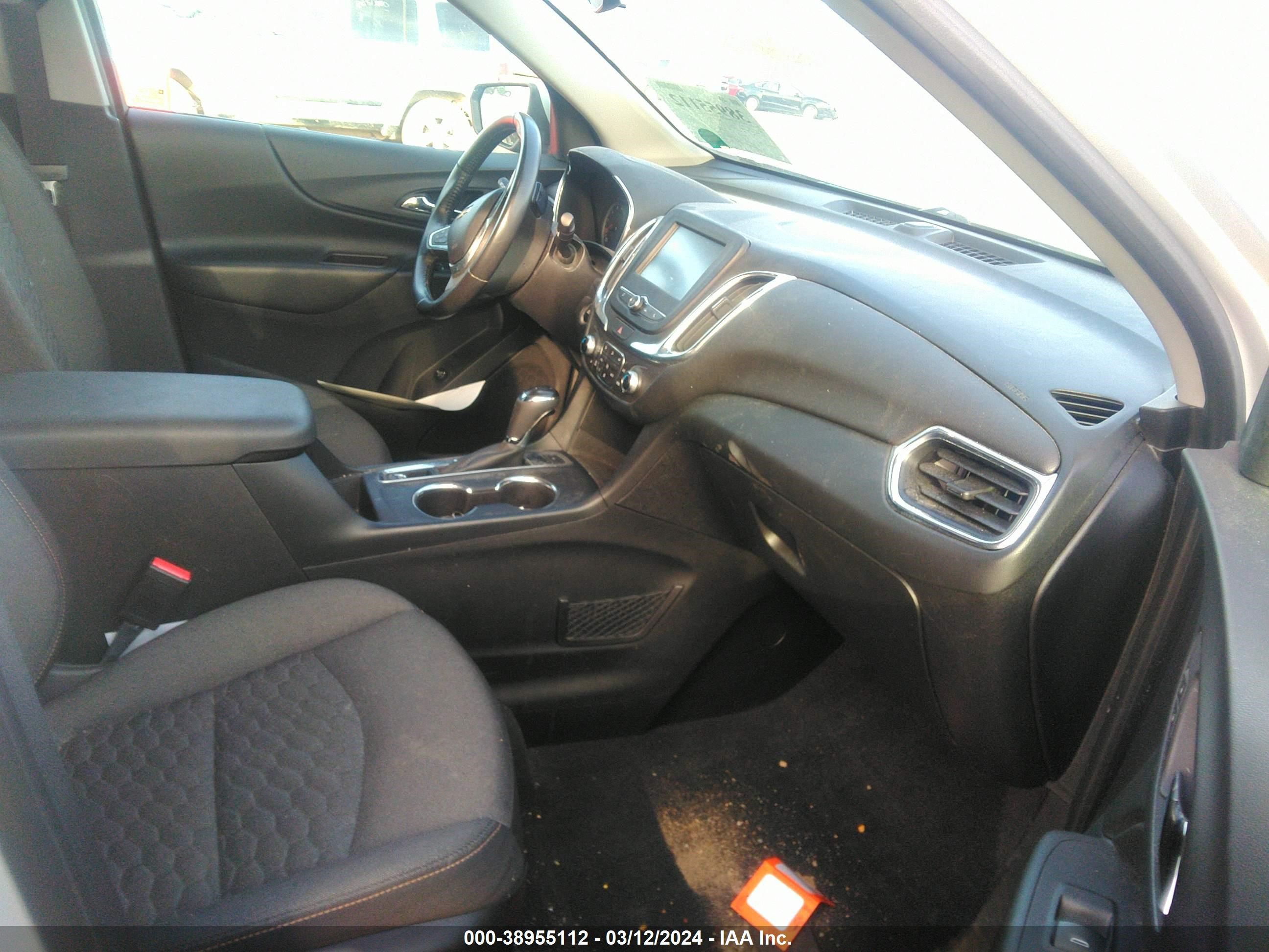 Photo 4 VIN: 2GNAXKEX7J6225890 - CHEVROLET EQUINOX 