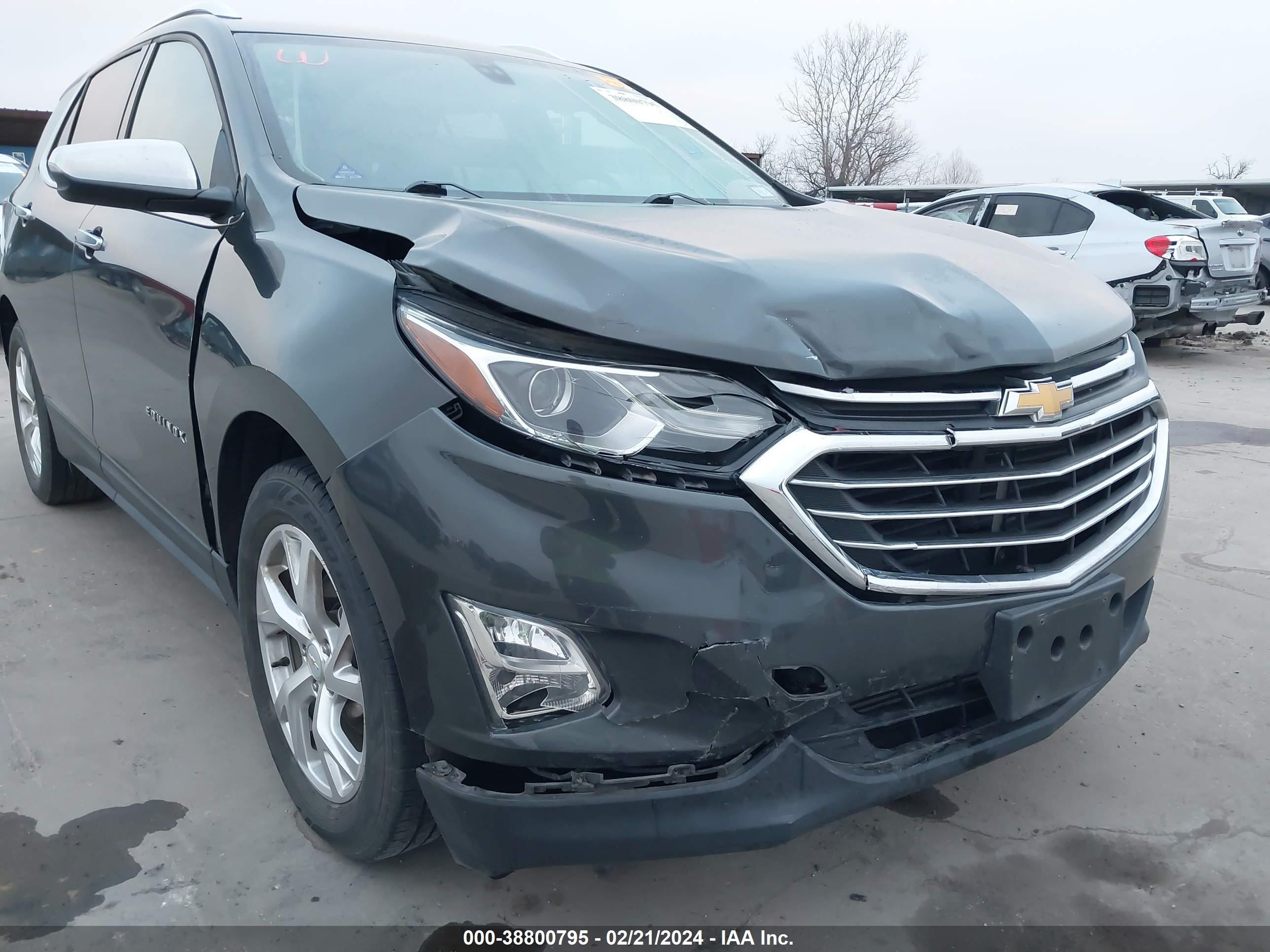 Photo 5 VIN: 2GNAXMEV1J6203765 - CHEVROLET EQUINOX 