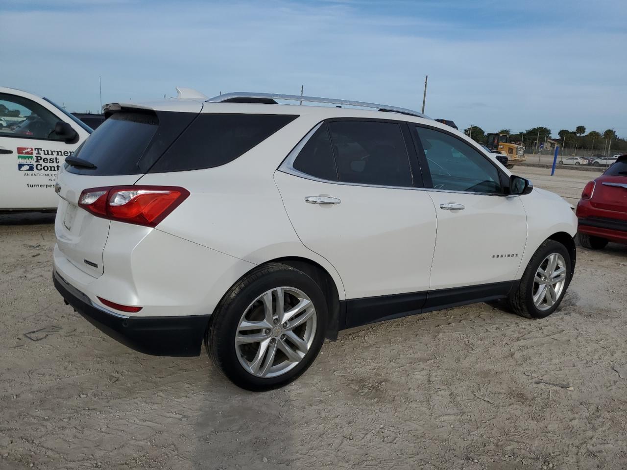 Photo 2 VIN: 2GNAXMEV2J6164409 - CHEVROLET EQUINOX 